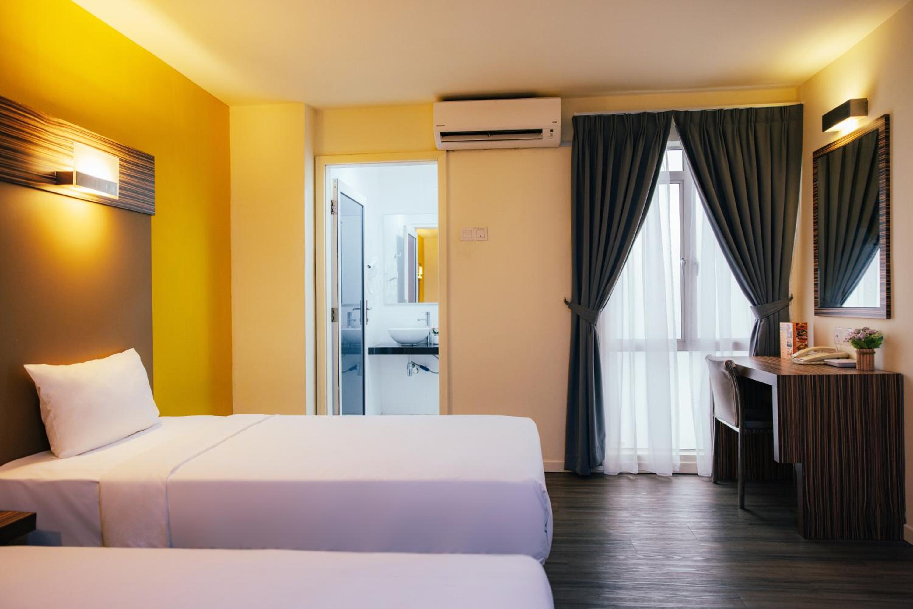 Superior Double or Twin Room photo 2