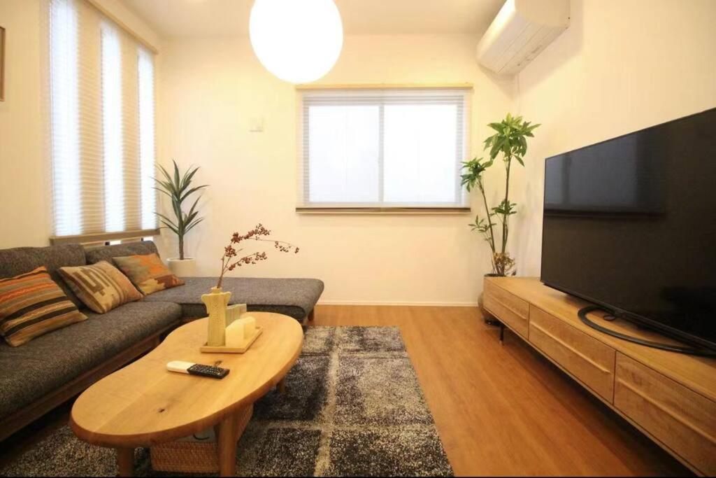 Three-Bedroom Villa photo 1