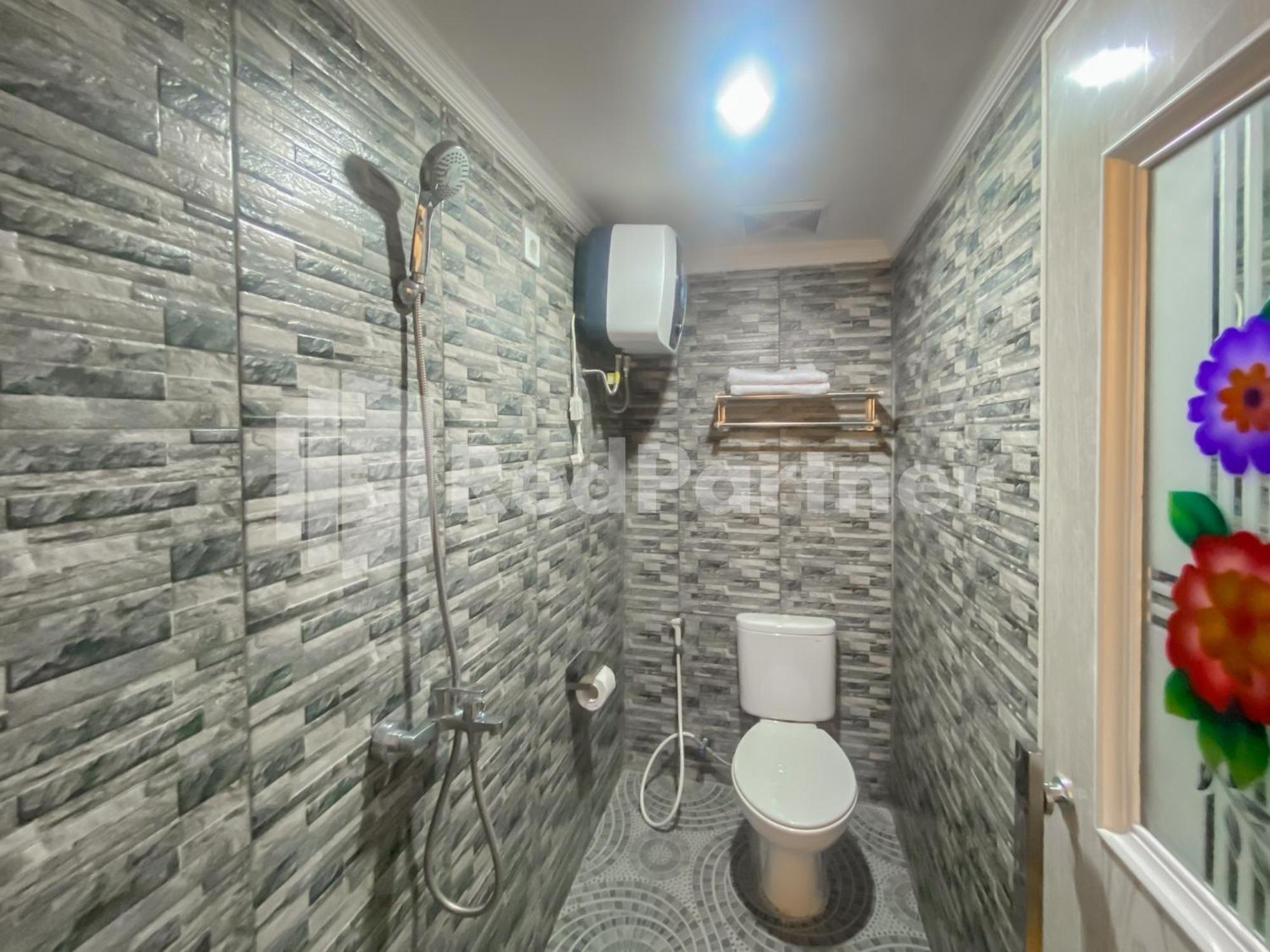 Standard Double Room with Shared Bathroom photo 2