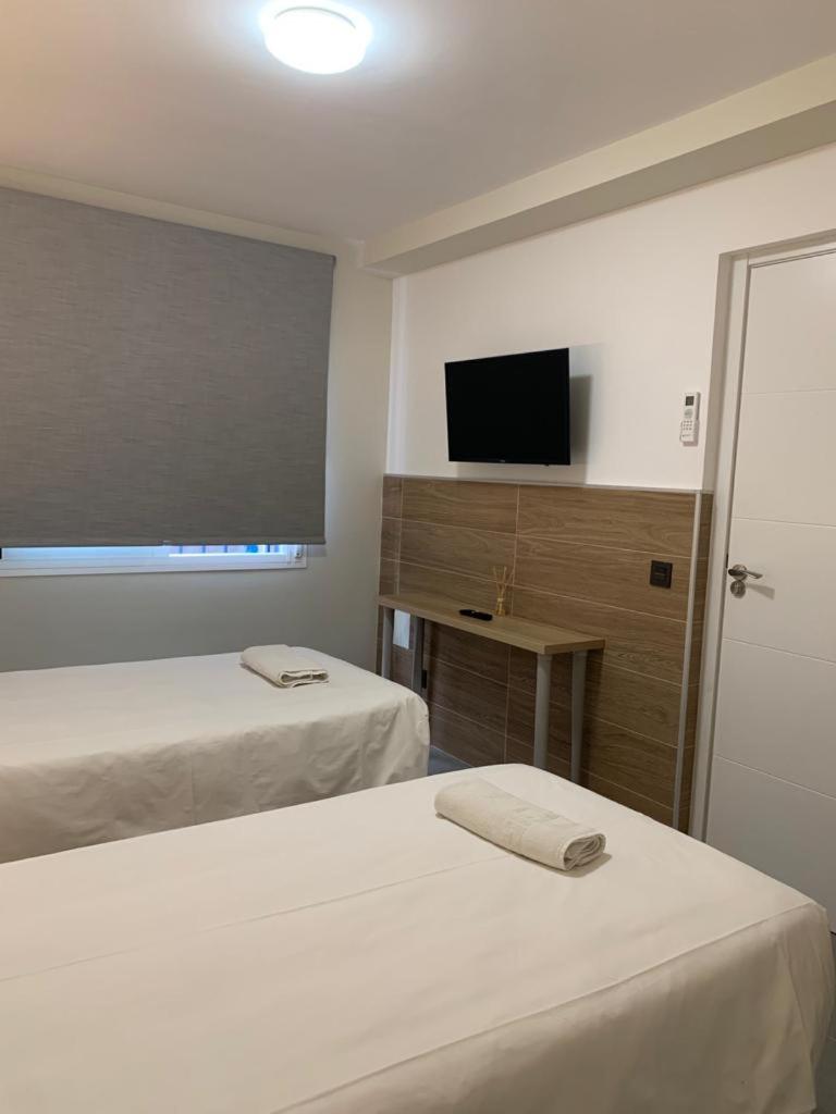Standard Twin Room - Photo 2