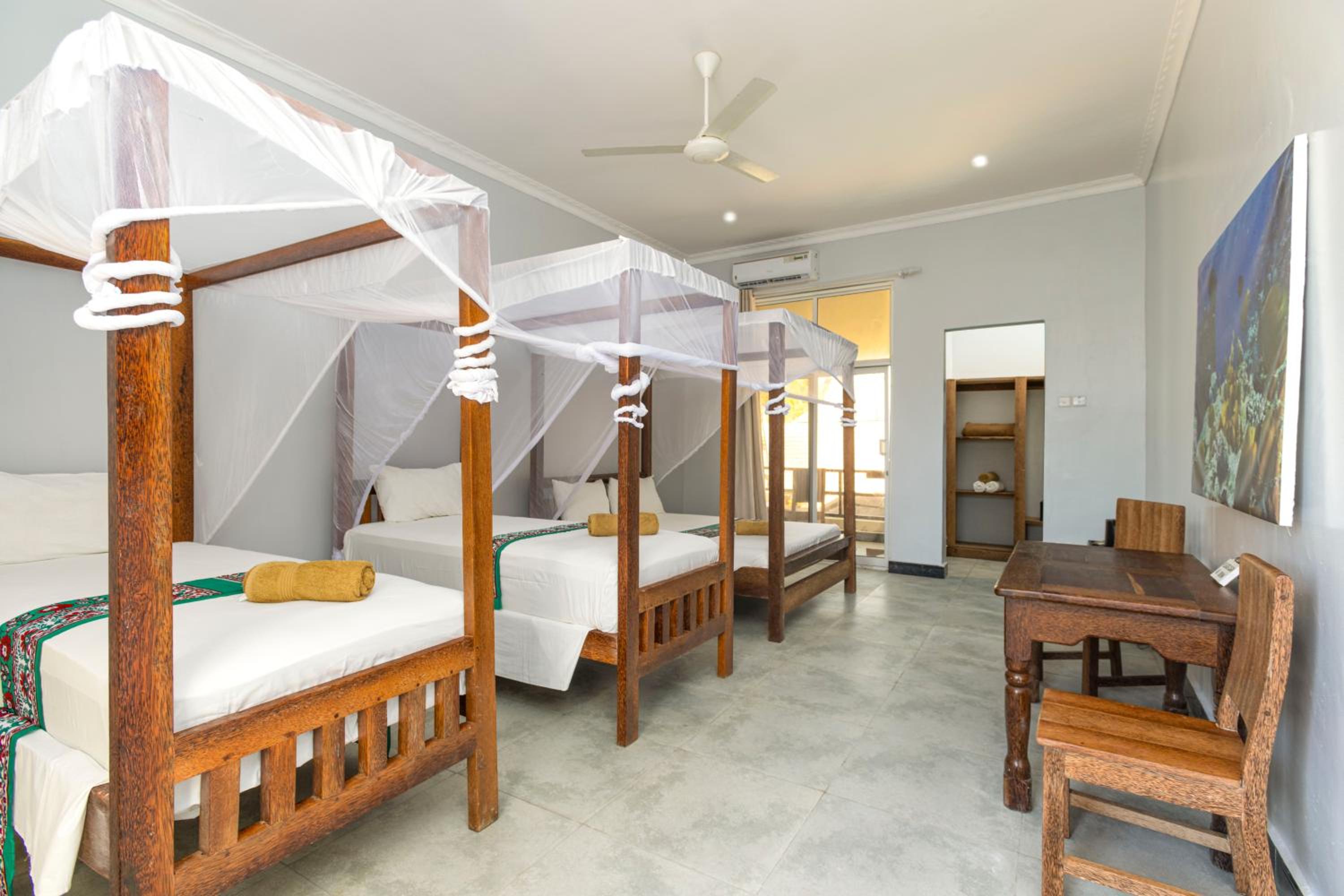  Triple Room