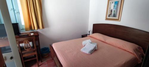 Economy Double Room photo 2