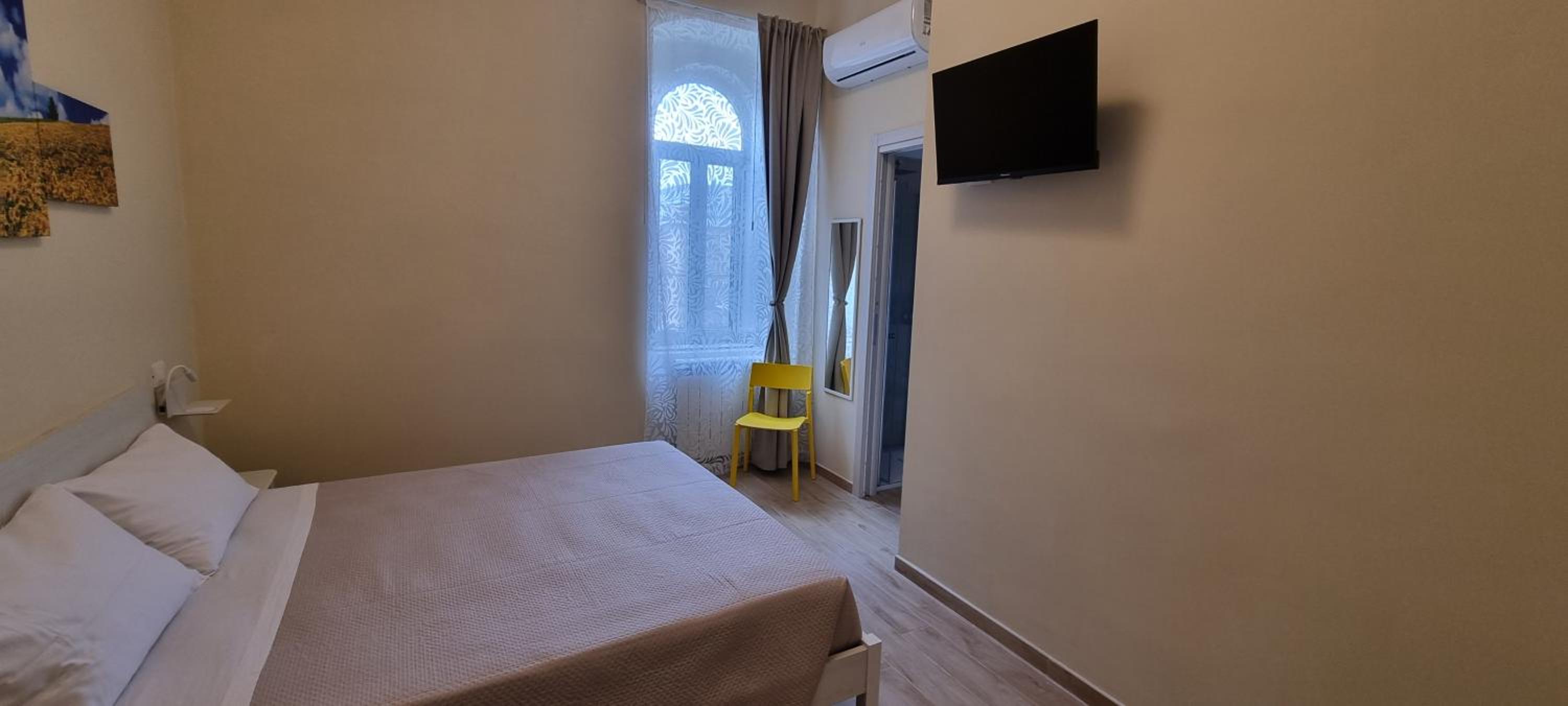 Deluxe Room (2 Adults + 1 Child) photo 3