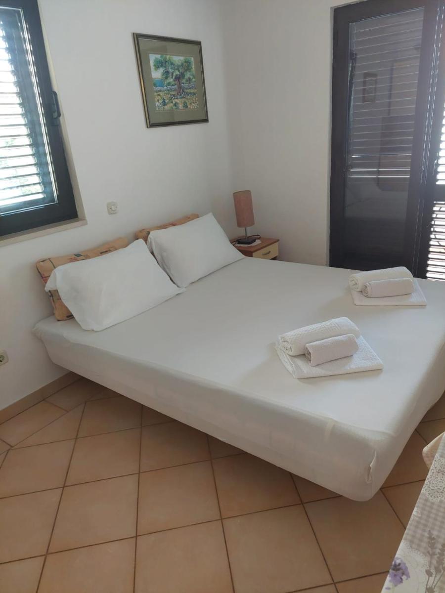 Studio with Balcony and Sea View