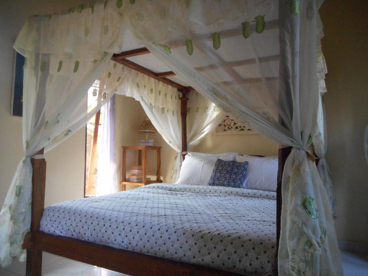 Deluxe Double Room - Photo 11