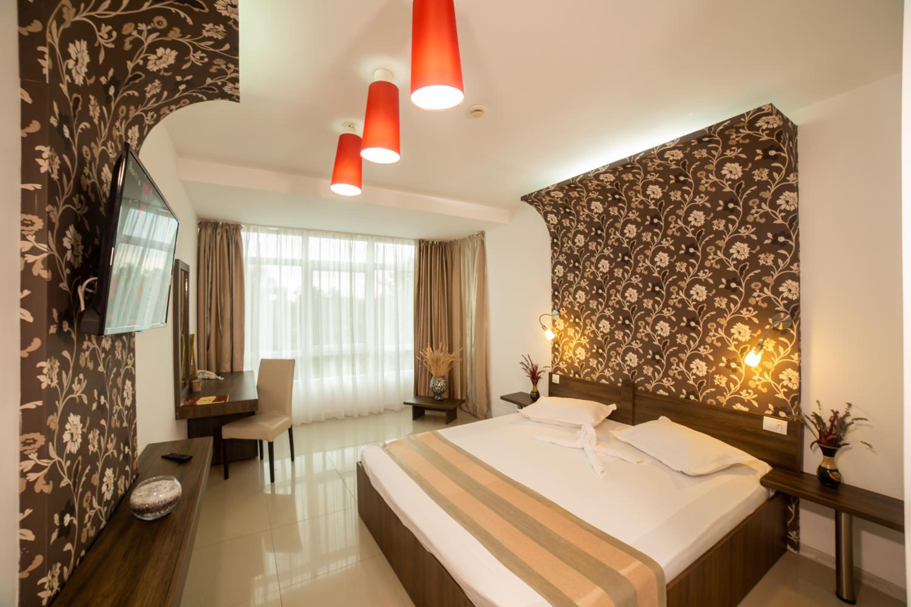 Superior Double or Twin Room - Photo 27