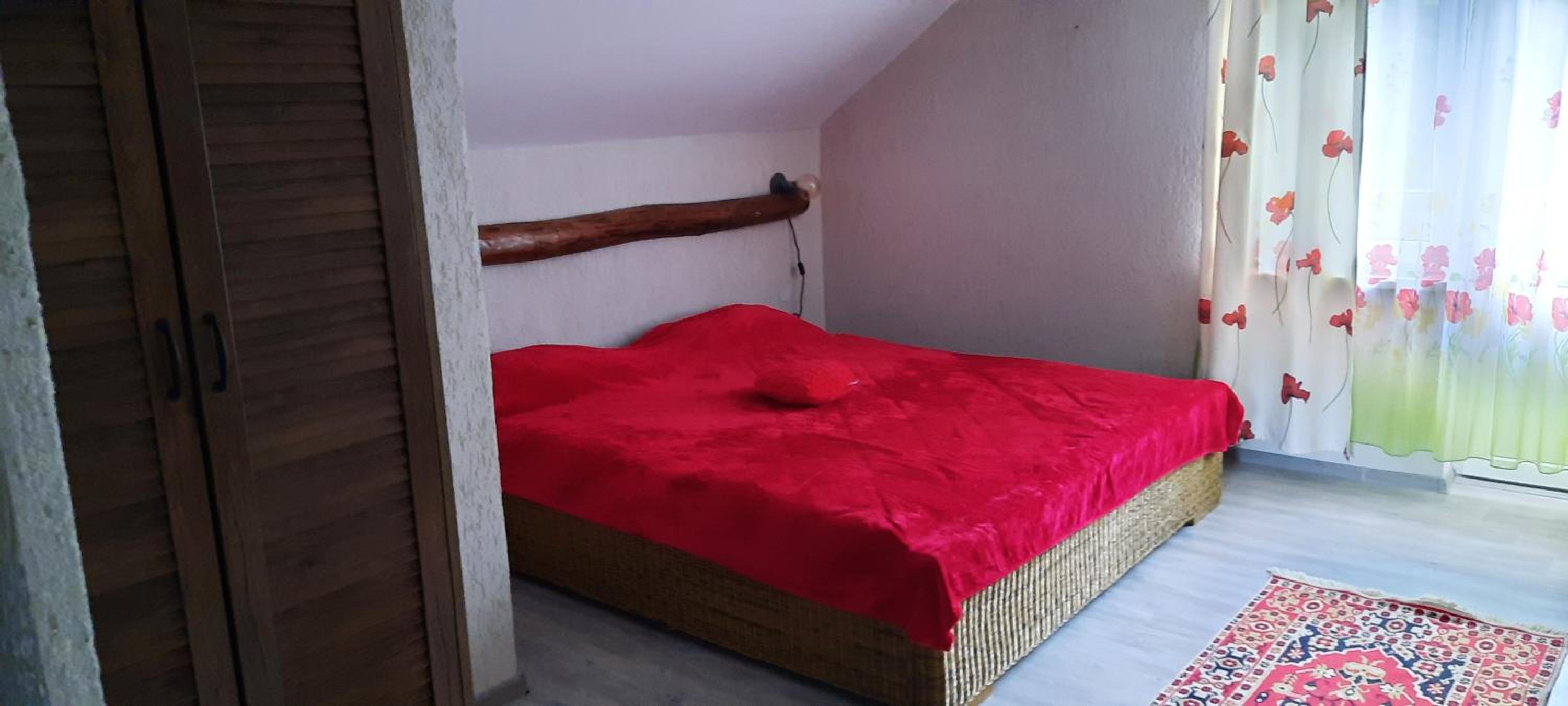 Three-Bedroom House photo 1