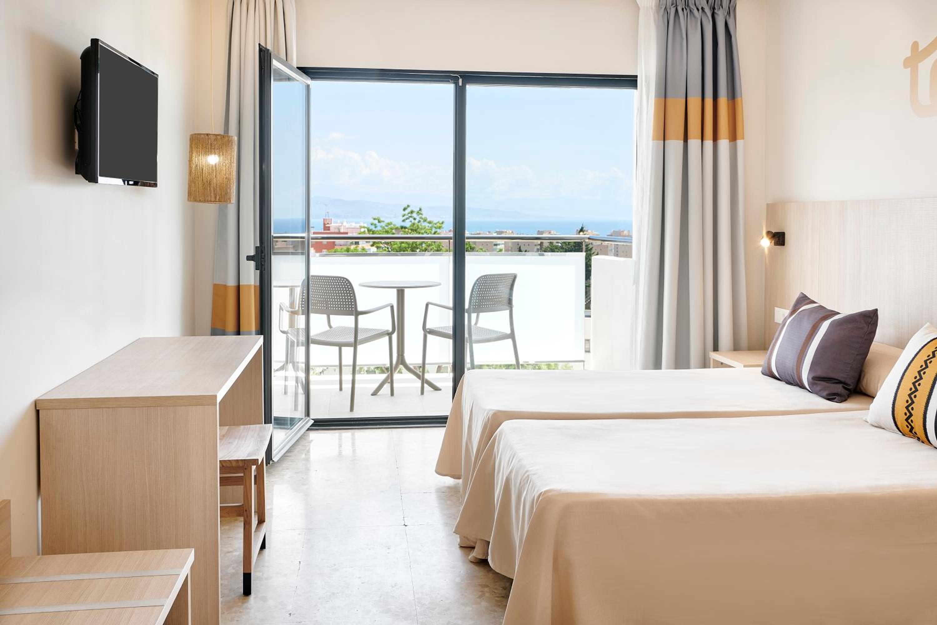 Triple Room with Sea View & Unlimited Brunch  - Photo 1