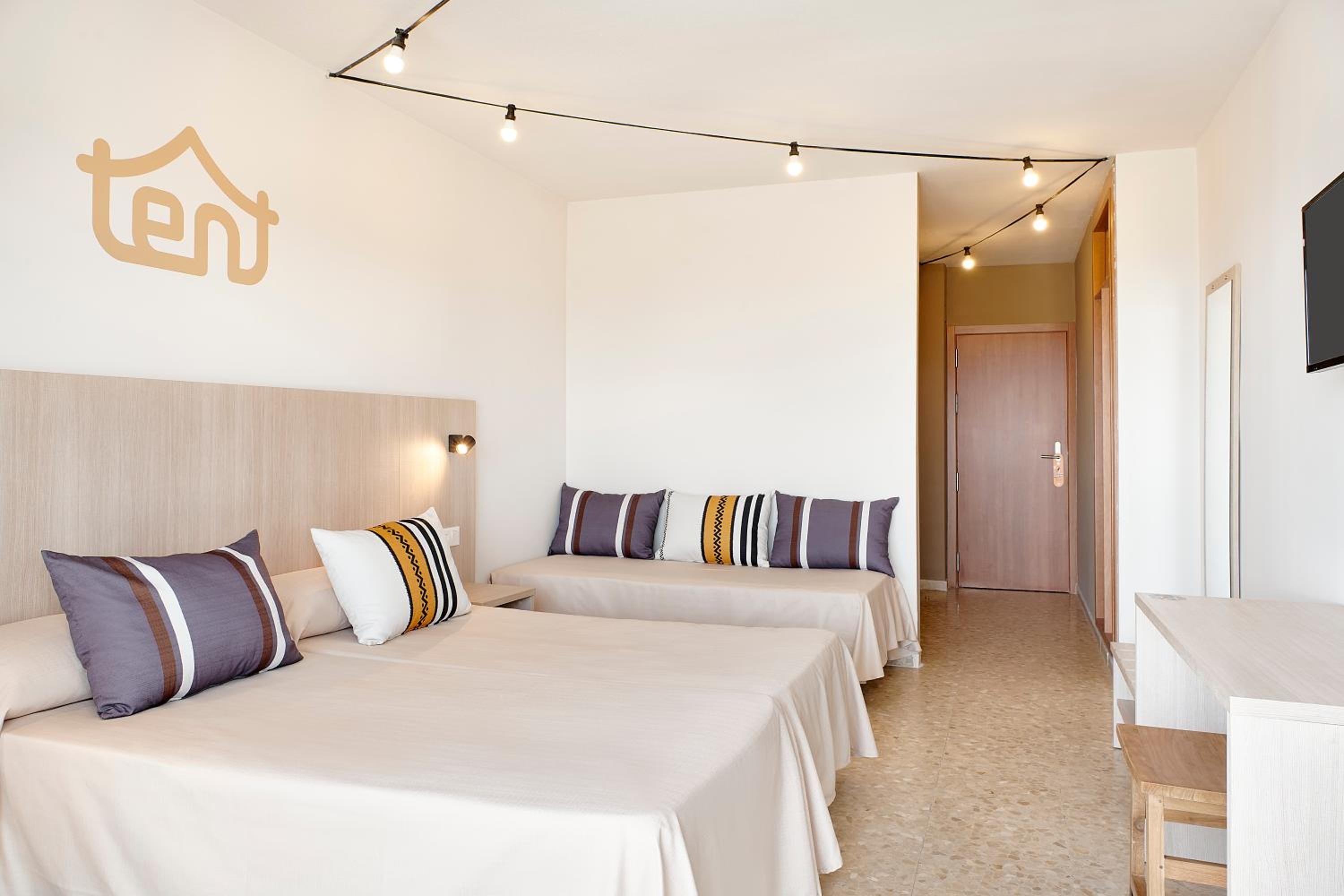 Triple Room with Sea View & Unlimited Brunch  - Photo 2