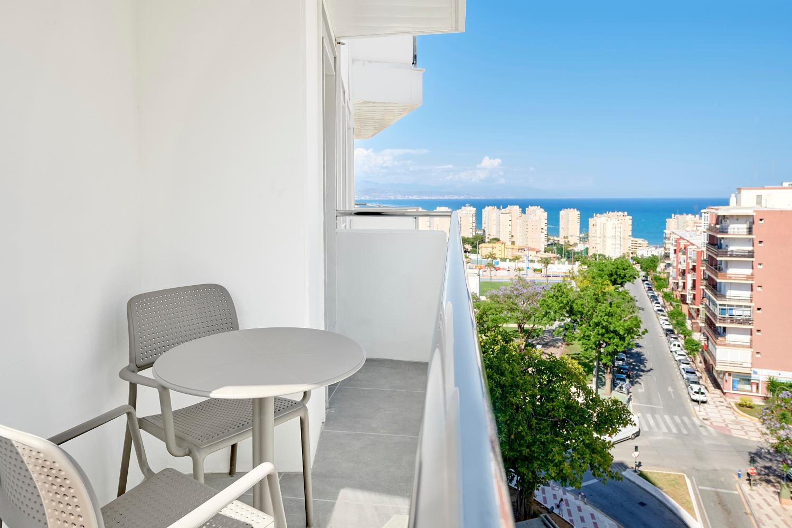 Single Room with Sea View & Unlimited Brunch