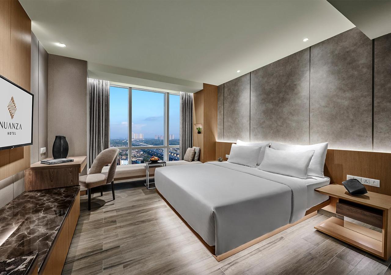 Designer Double Room - Photo 1