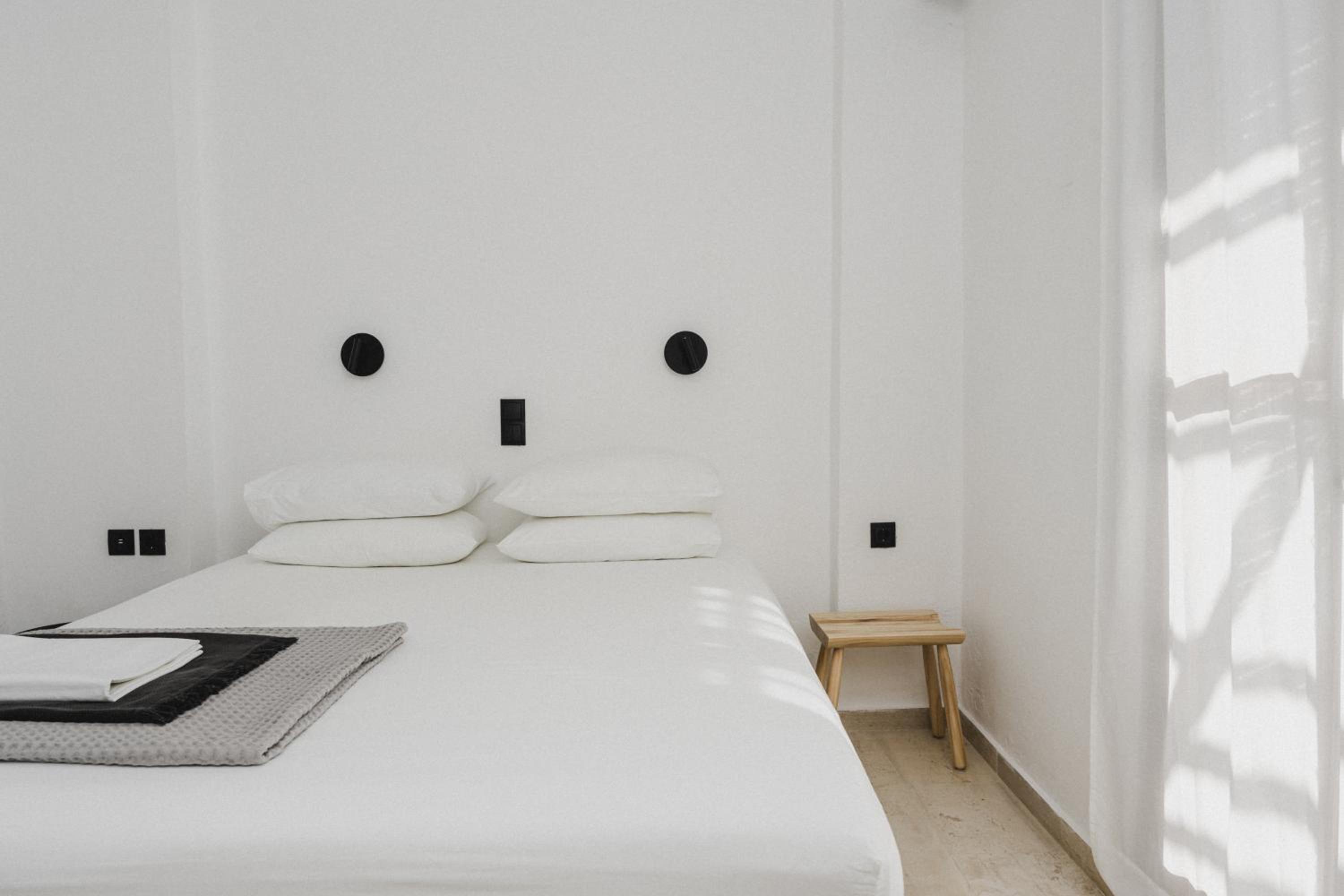 One-Bedroom Apartment with Terrace