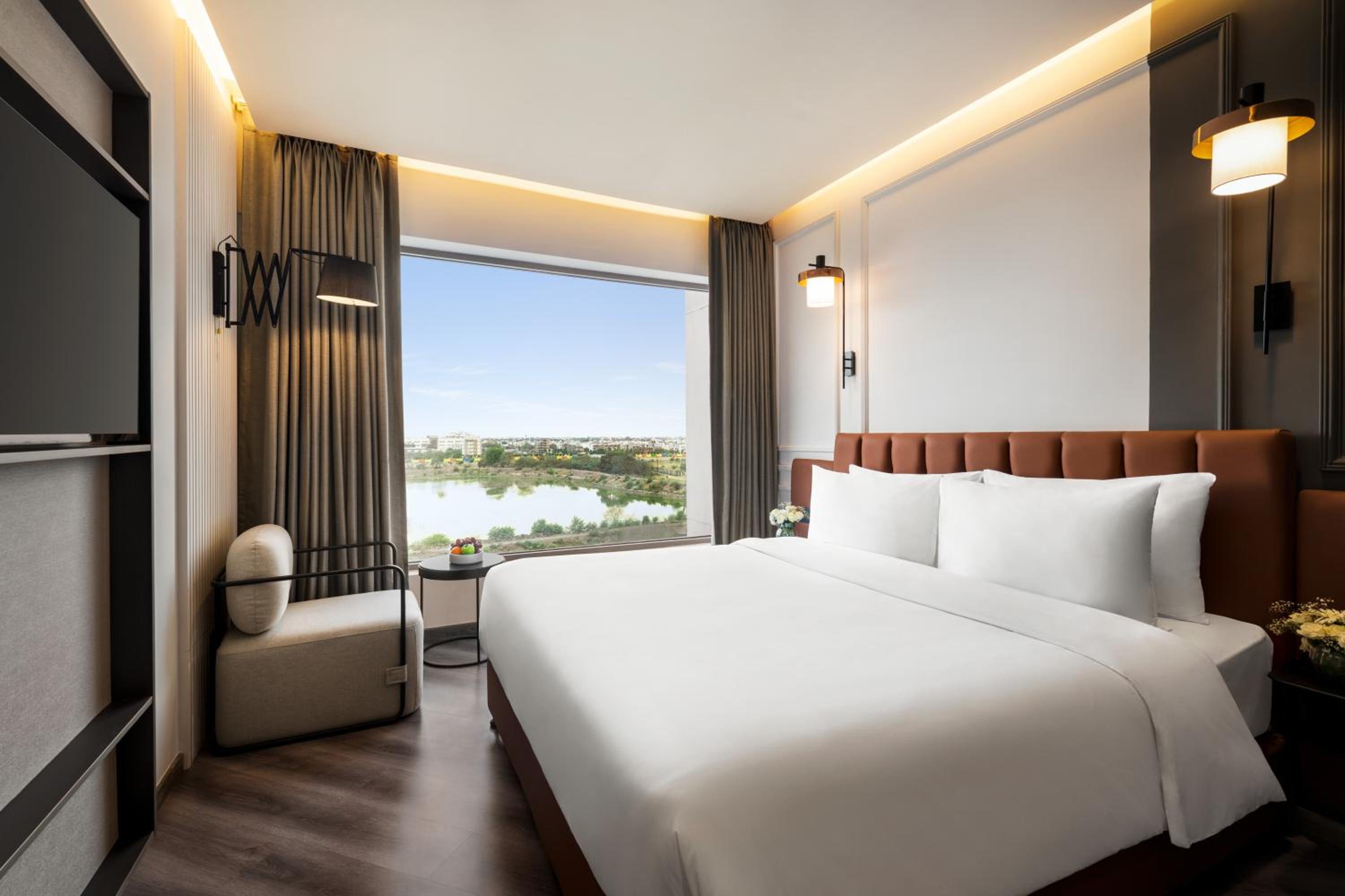 Deluxe King Room - 15% Discount Food & Beverages - Photo 3