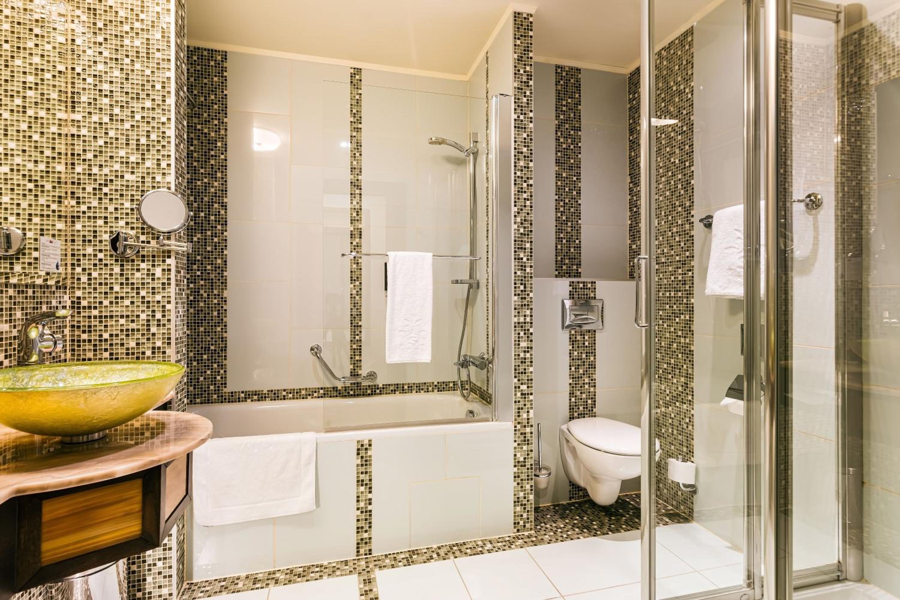 Superior Twin Room photo 3