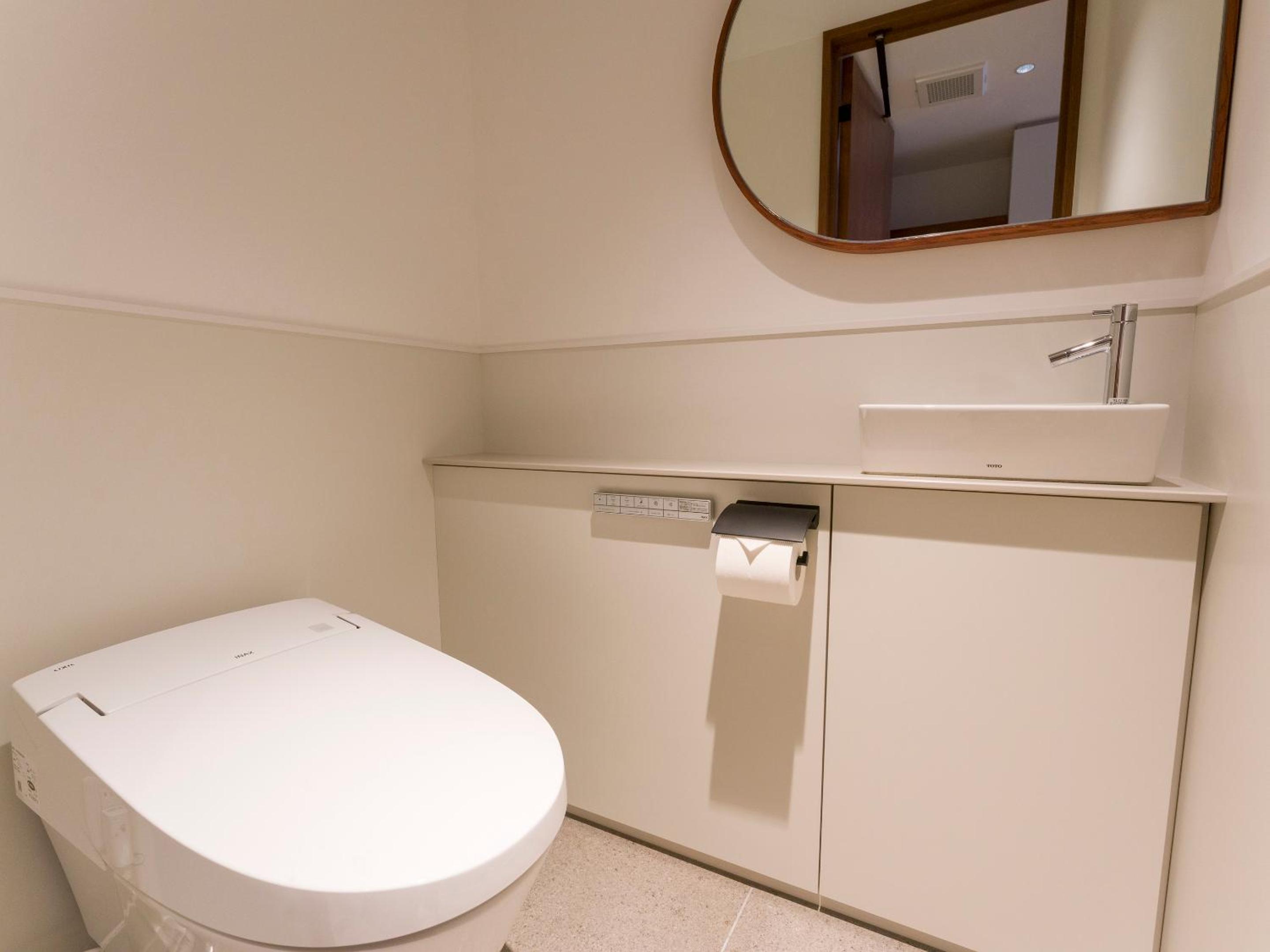 Triple Room, No-pets allowed, 1off-site parking lot - Photo 23