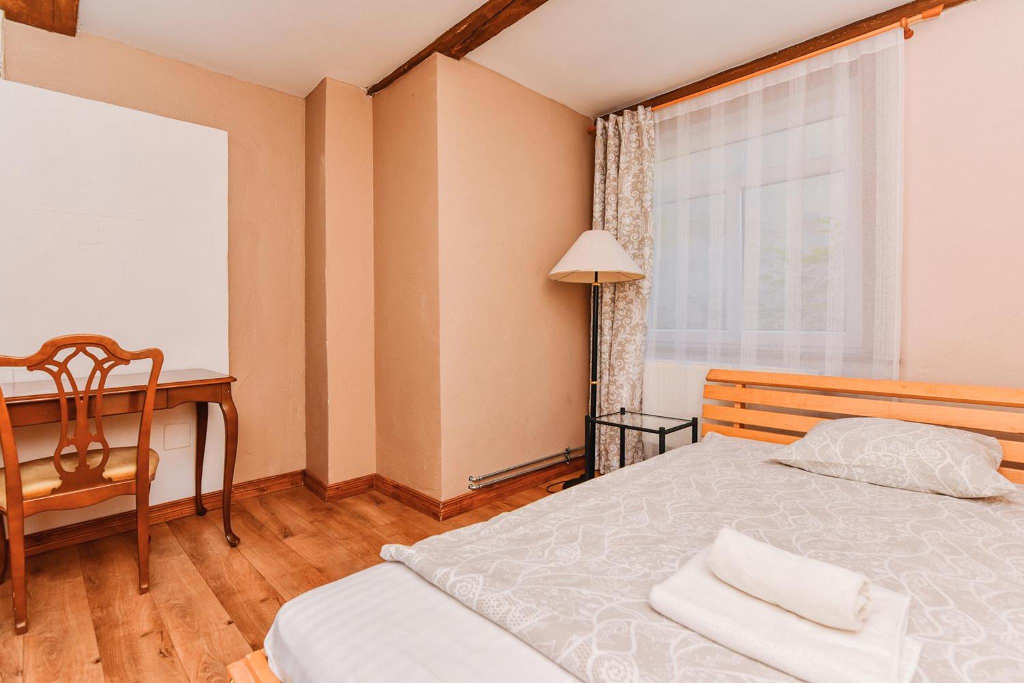 Two-Bedroom House - Photo 14