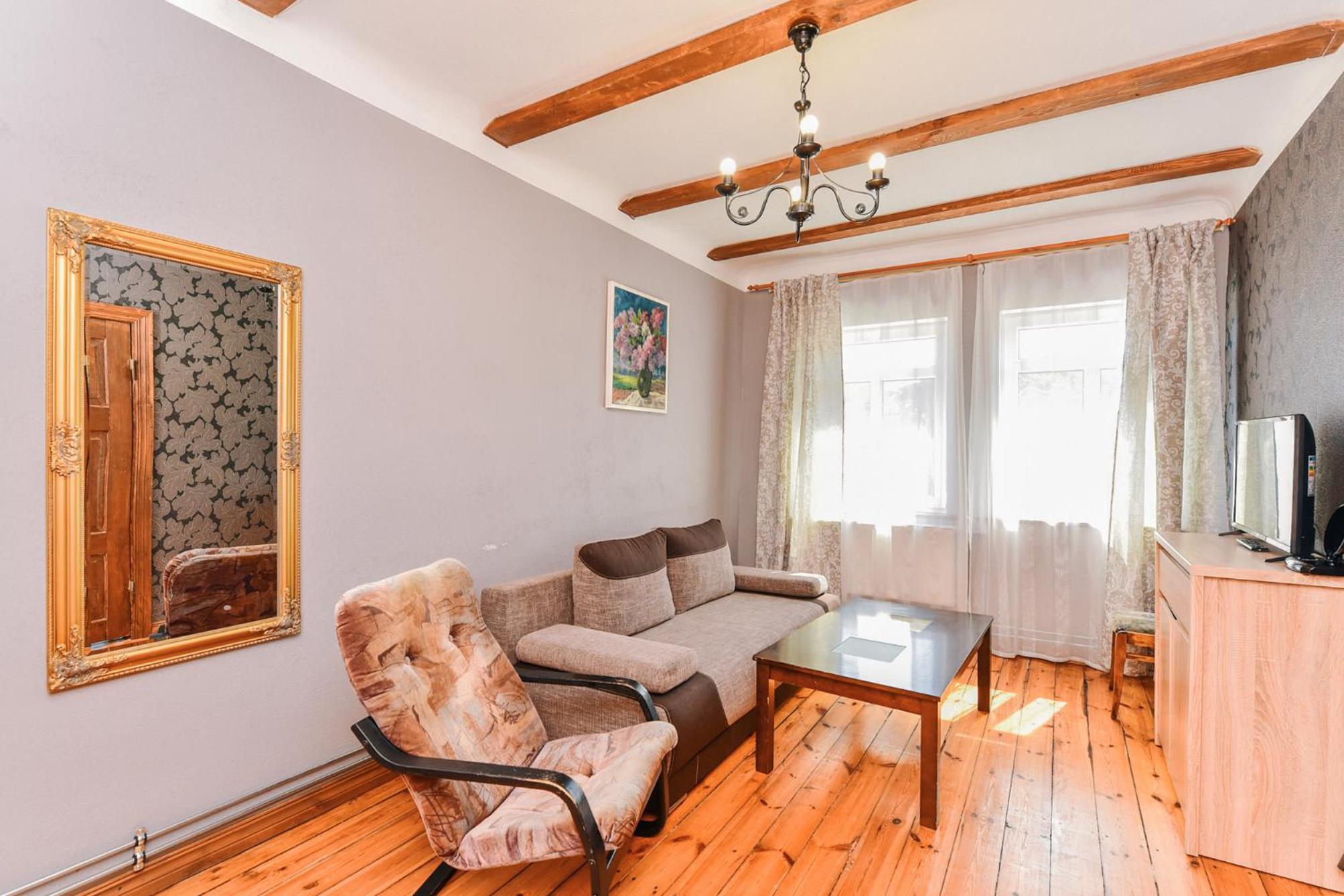 Two-Bedroom House - Photo 20