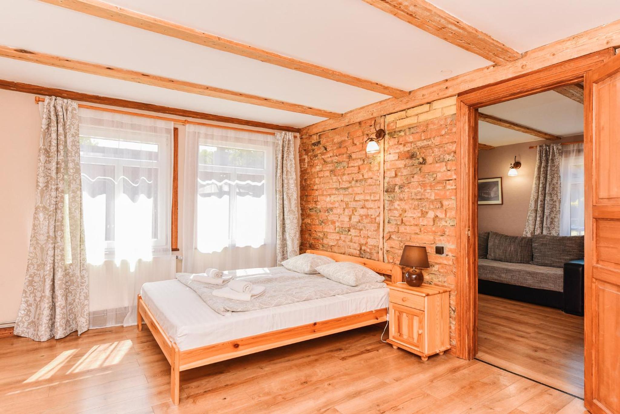 Two-Bedroom House - Photo 11