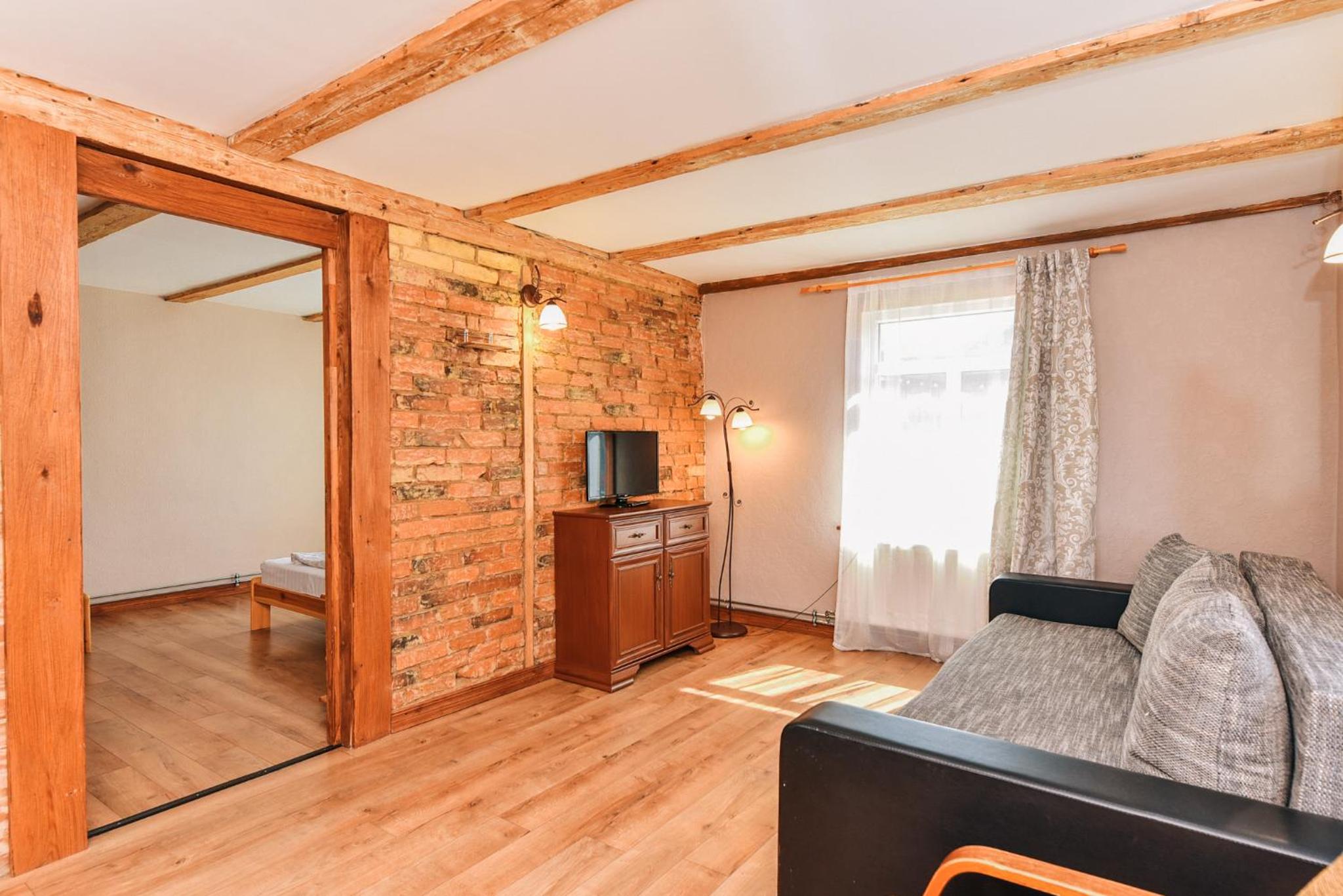 Two-Bedroom House - Photo 10
