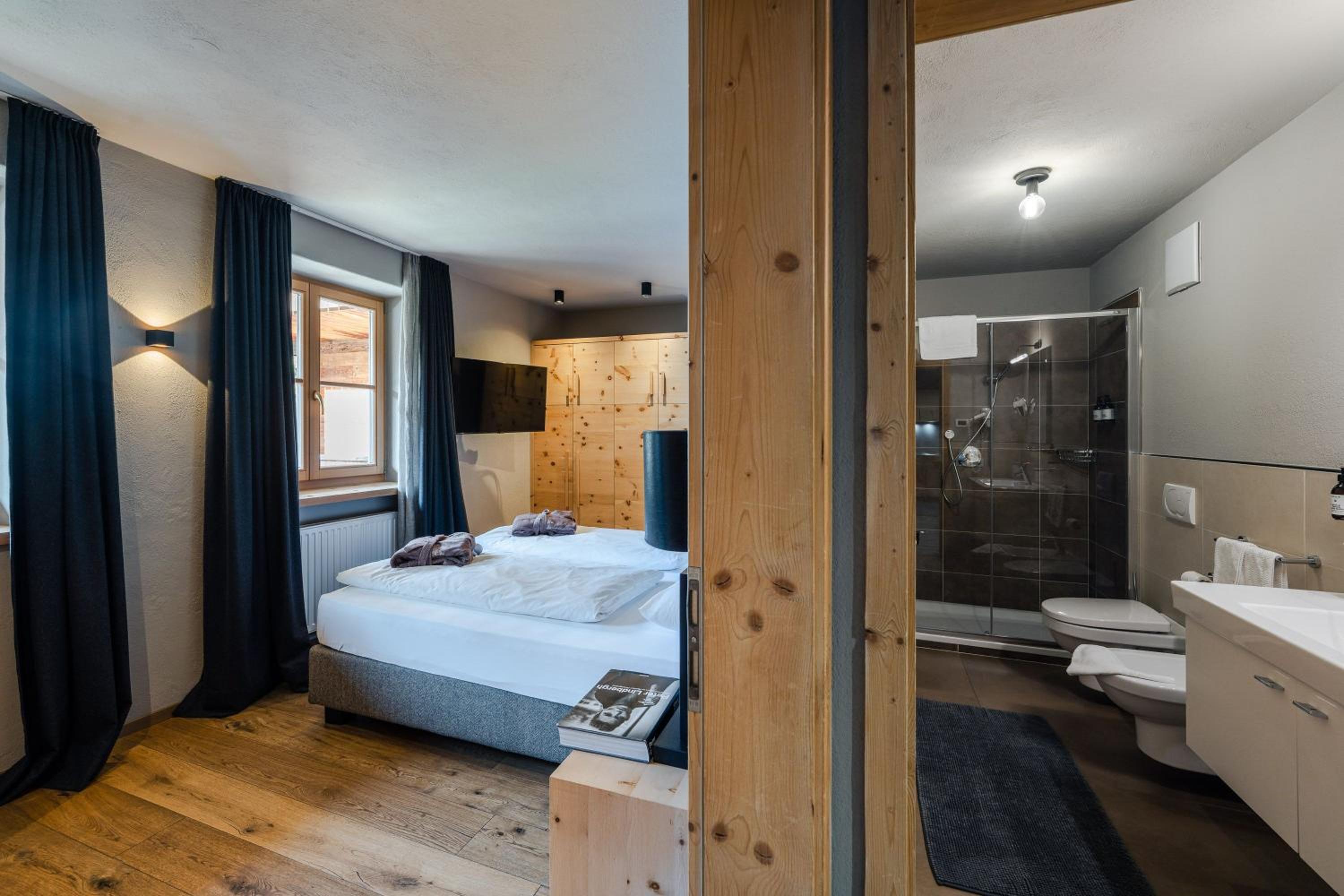 Two-Bedroom Suite photo 1