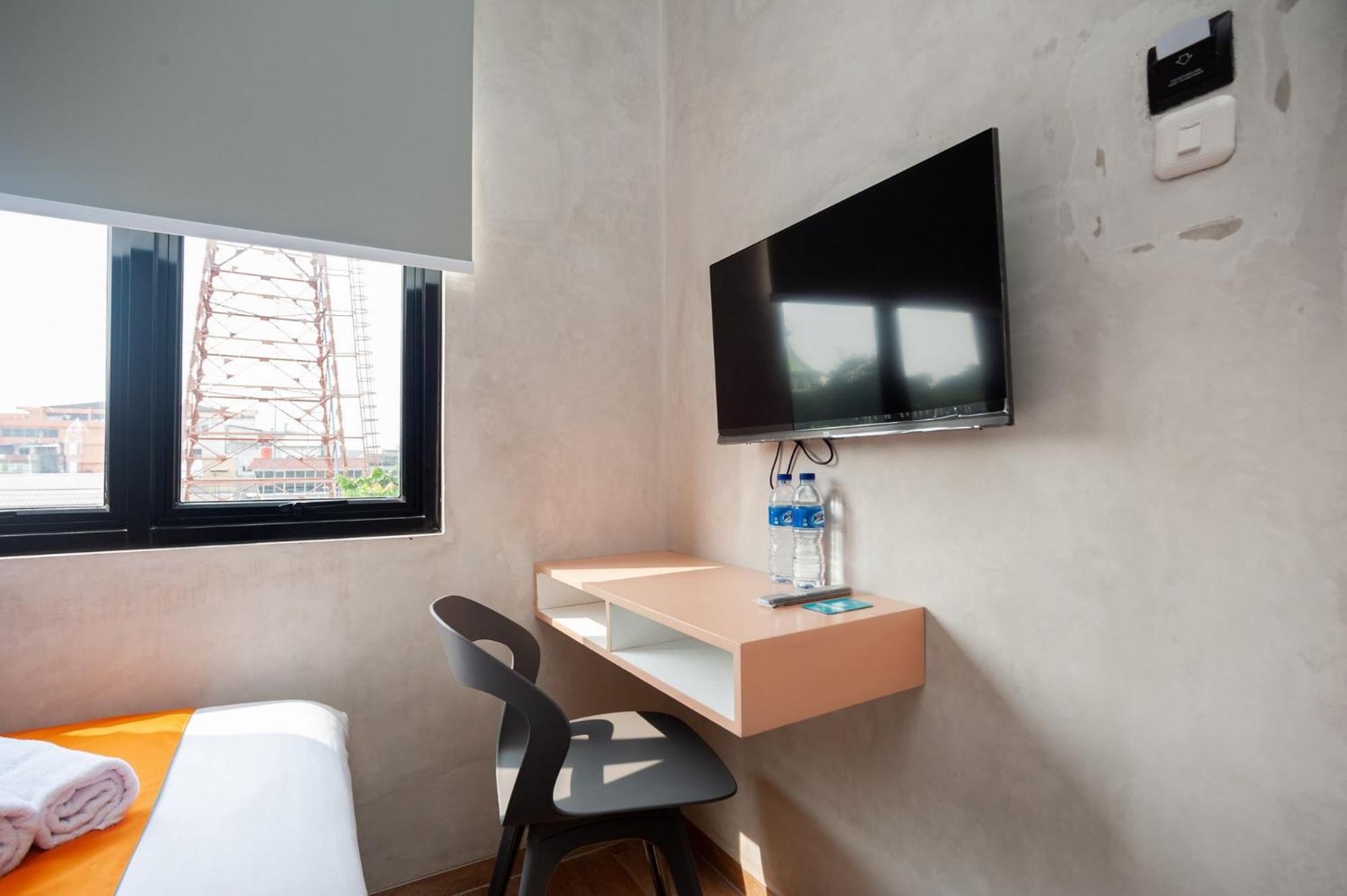 Deluxe Room - Photo 5
