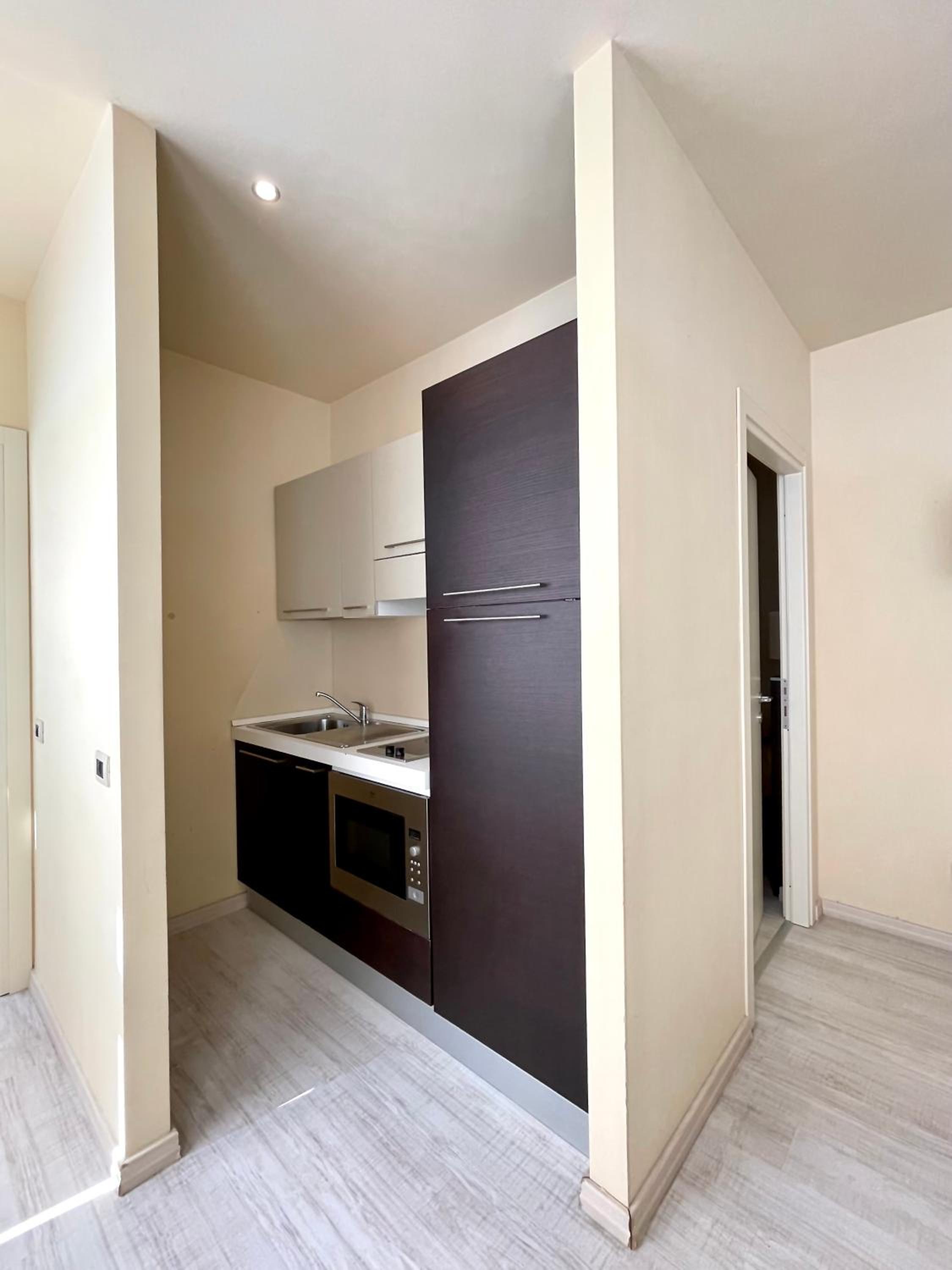 Two-Bedroom Apartment (3 Adults) photo 3