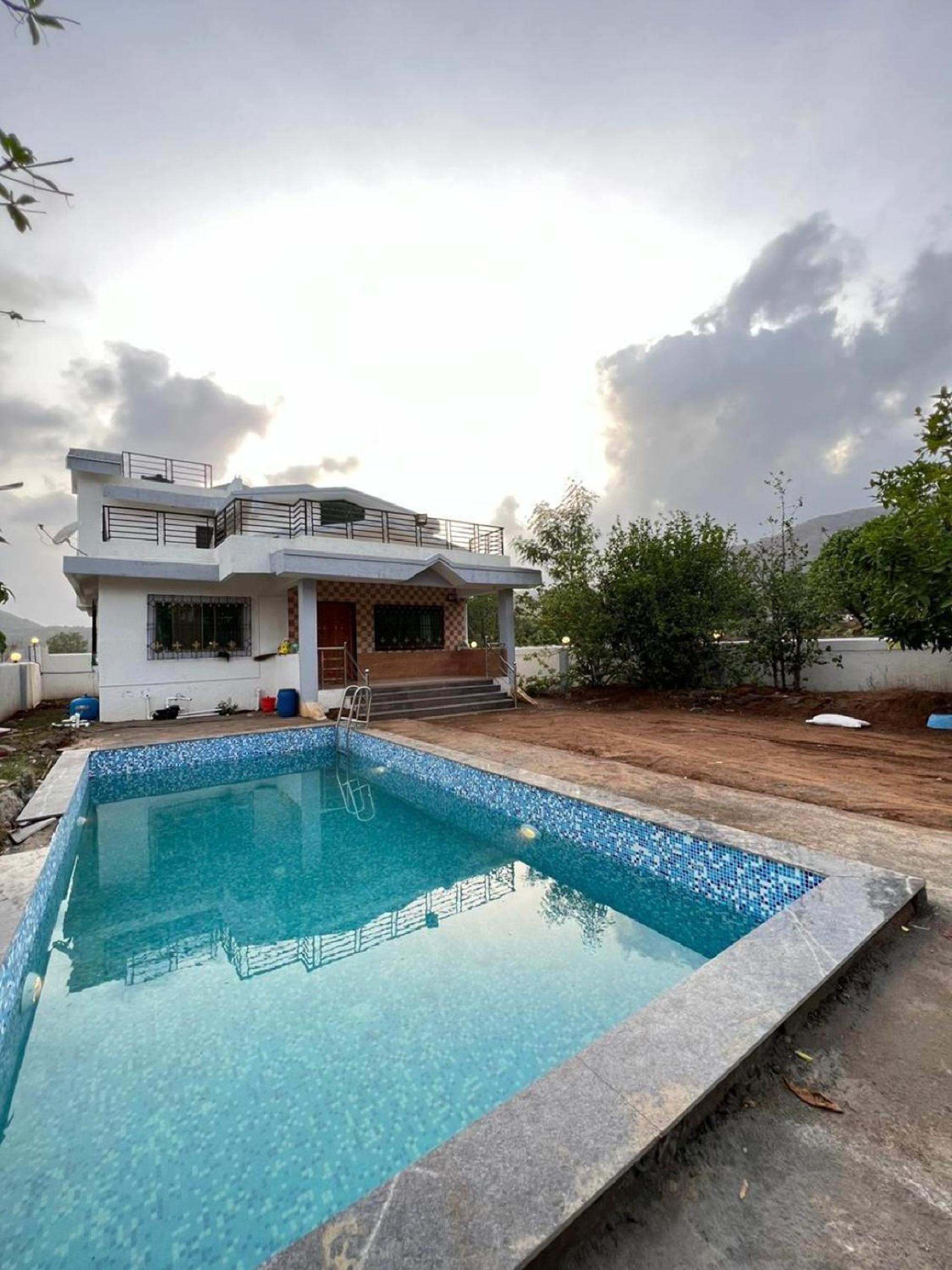 Villa photo 3