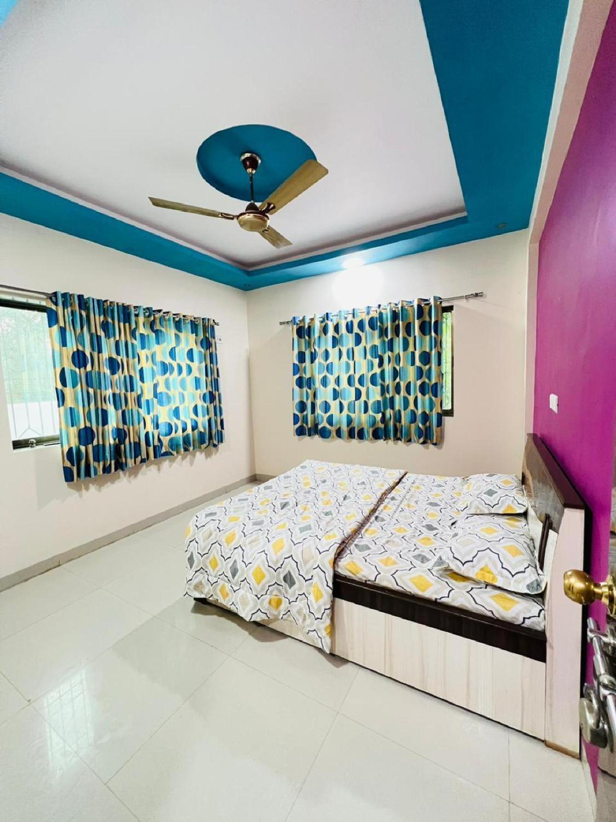 Villa photo 2