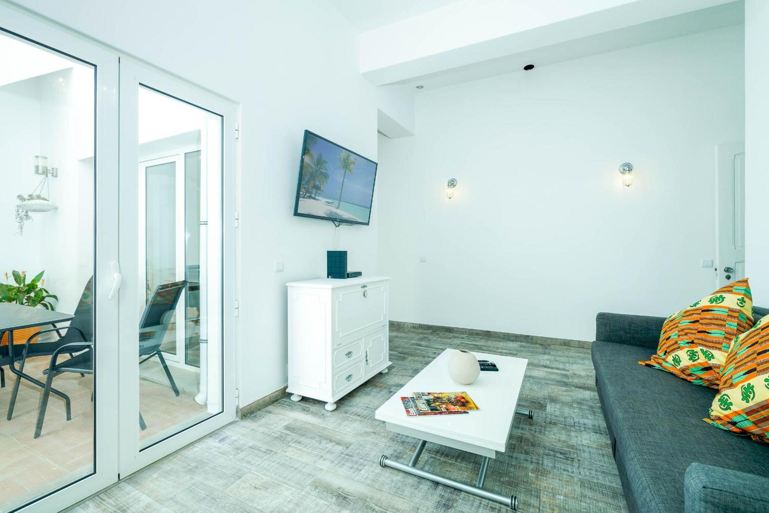 Two-Bedroom House photo 2