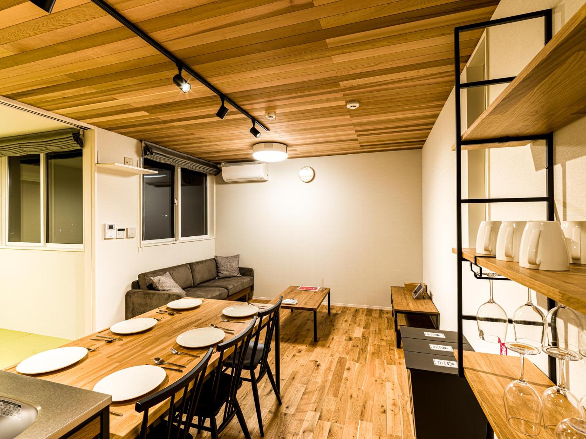 Apartment photo 2