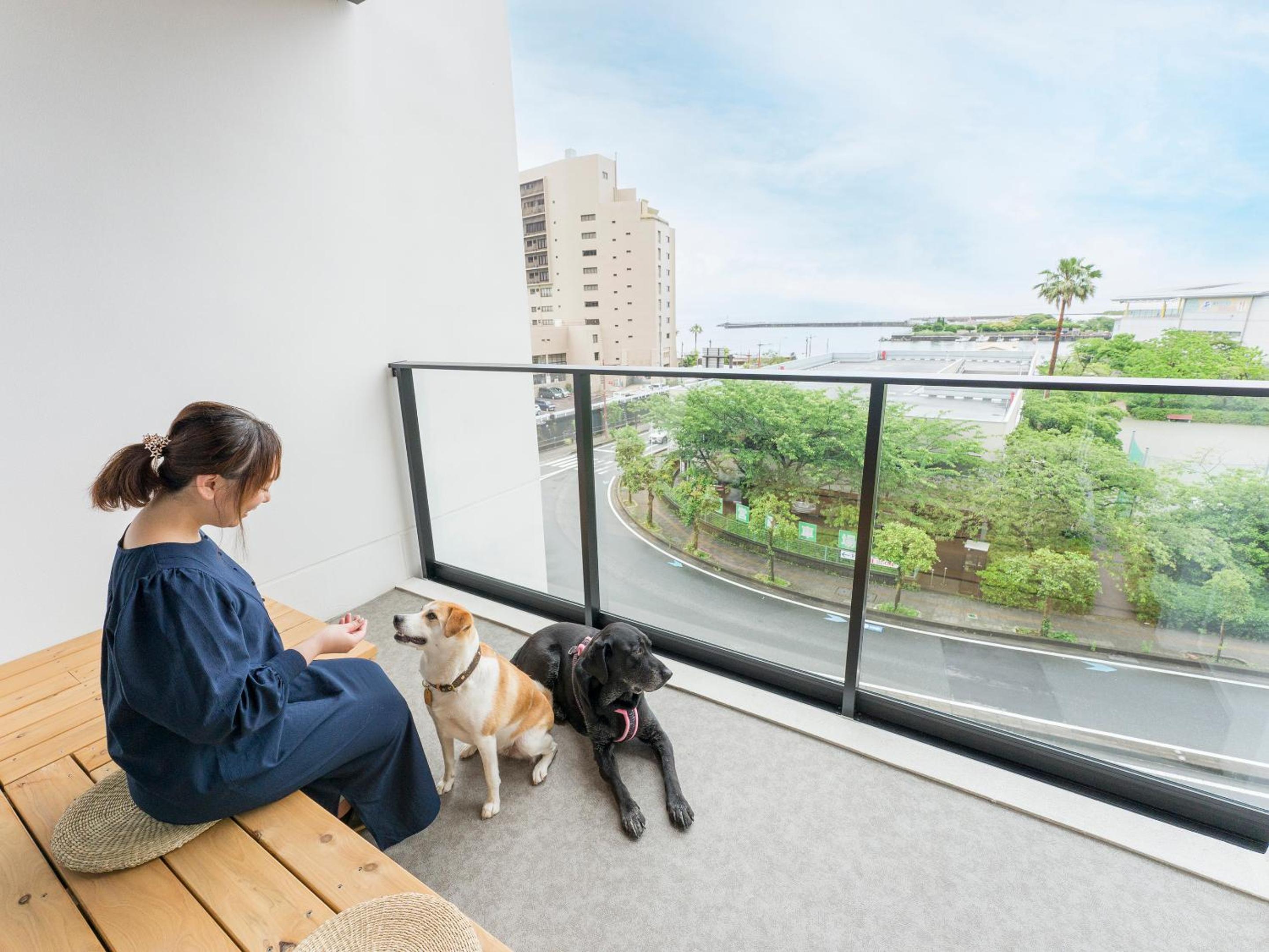Twin Room, Dog friendly, 1off-site parking lot - Photo 23