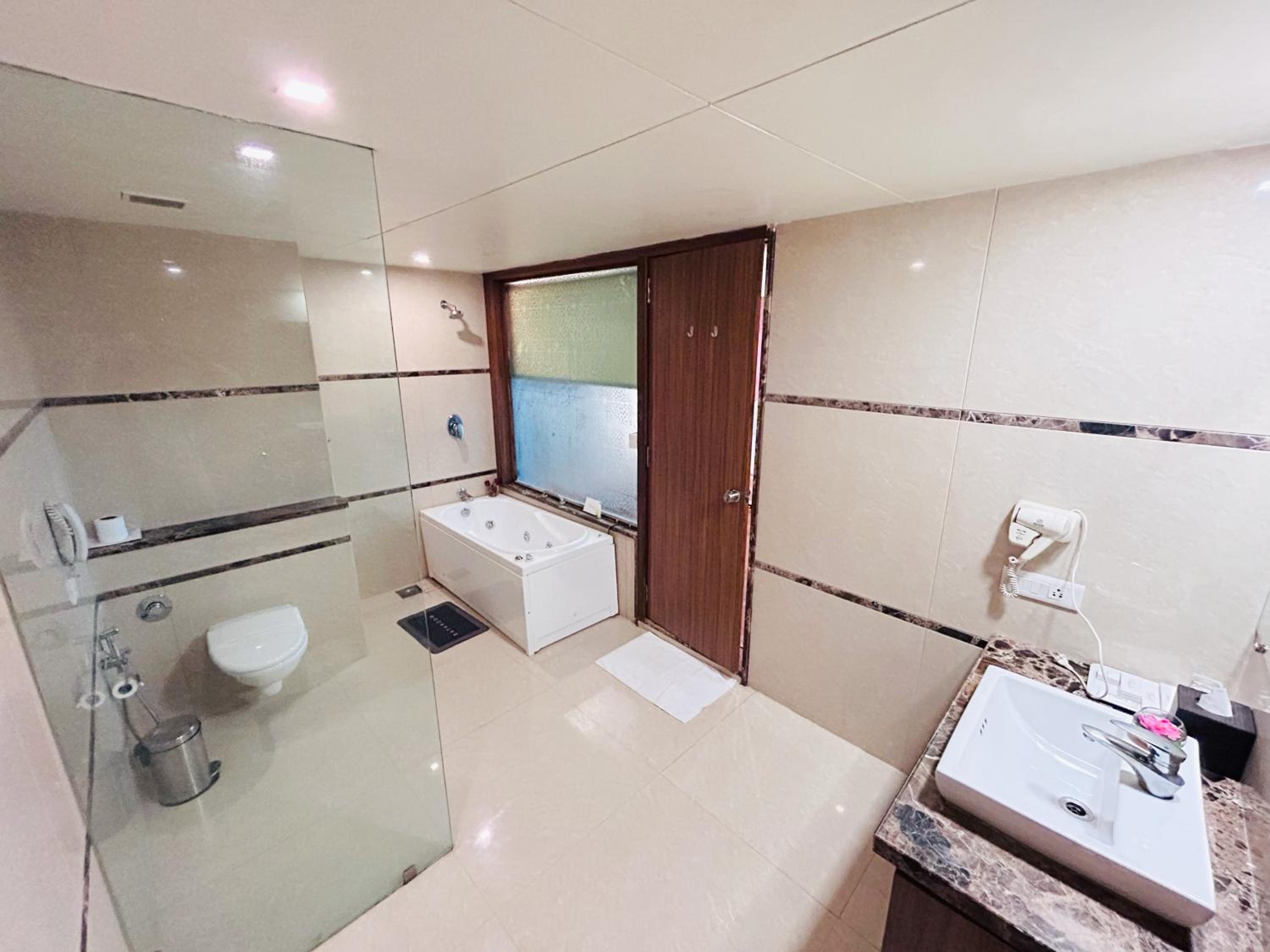 Deluxe Suite photo