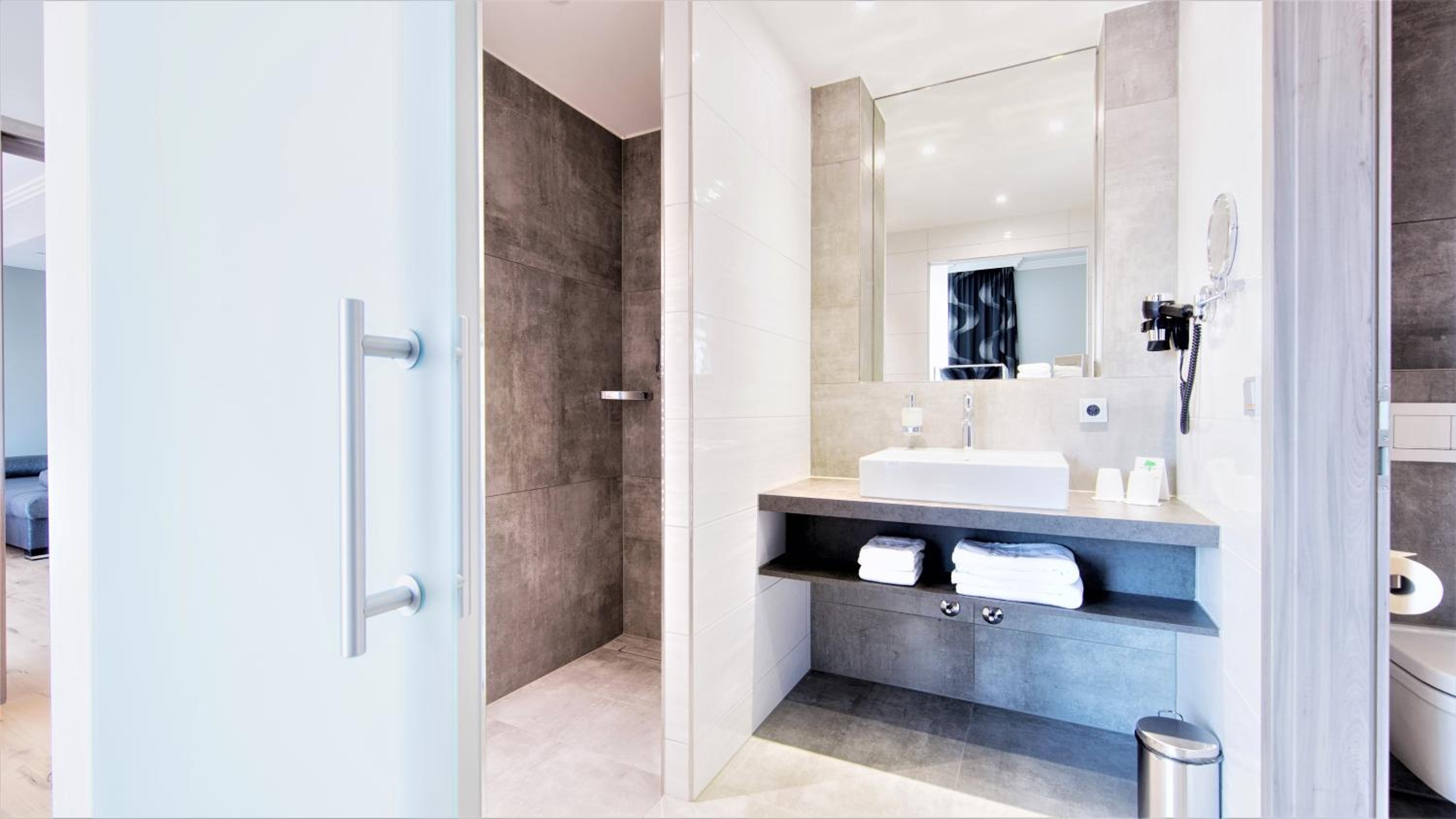 Standard Suite photo 2