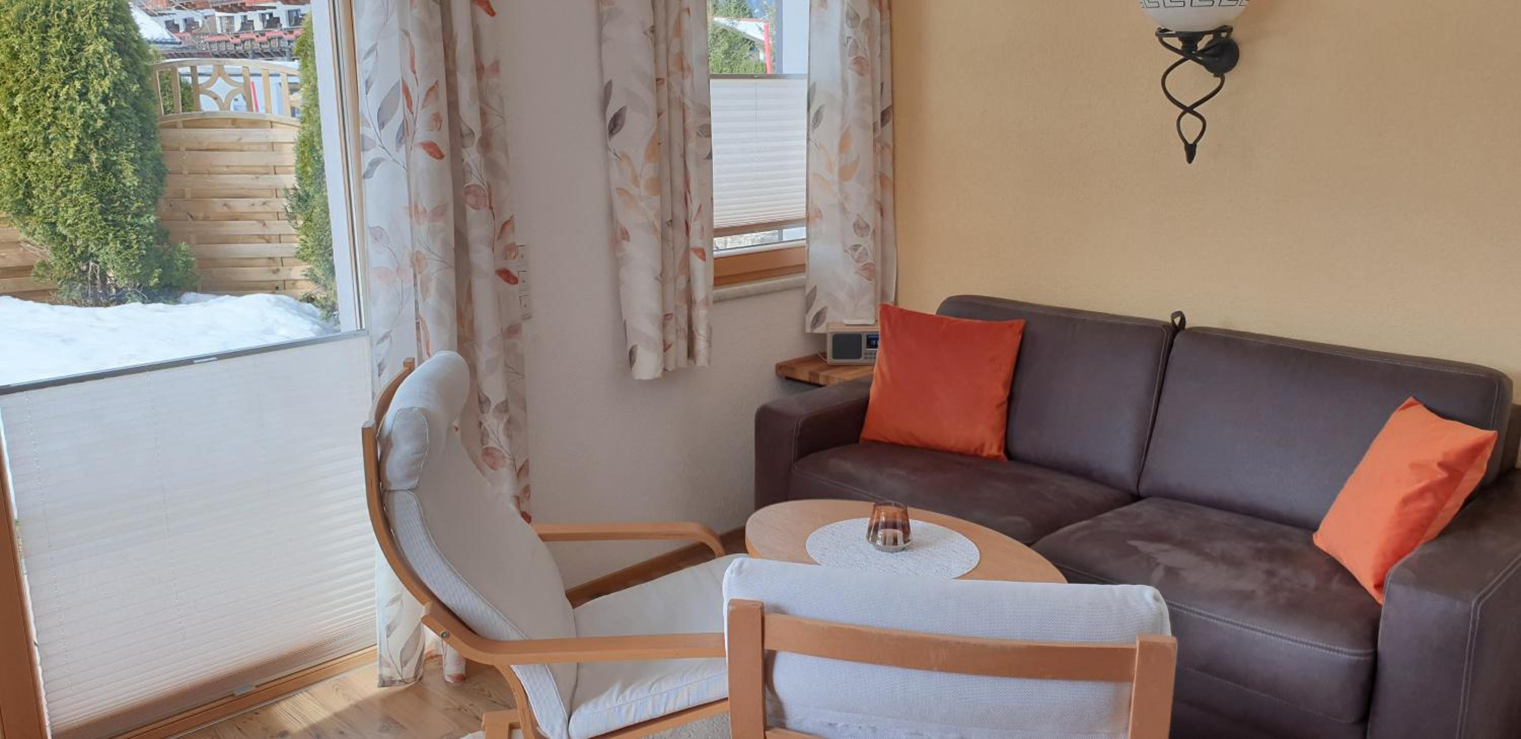 One-Bedroom Apartment with Terrace photo 1