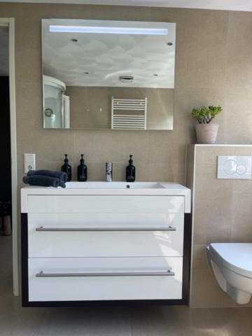 Deluxe Queen Room photo 1