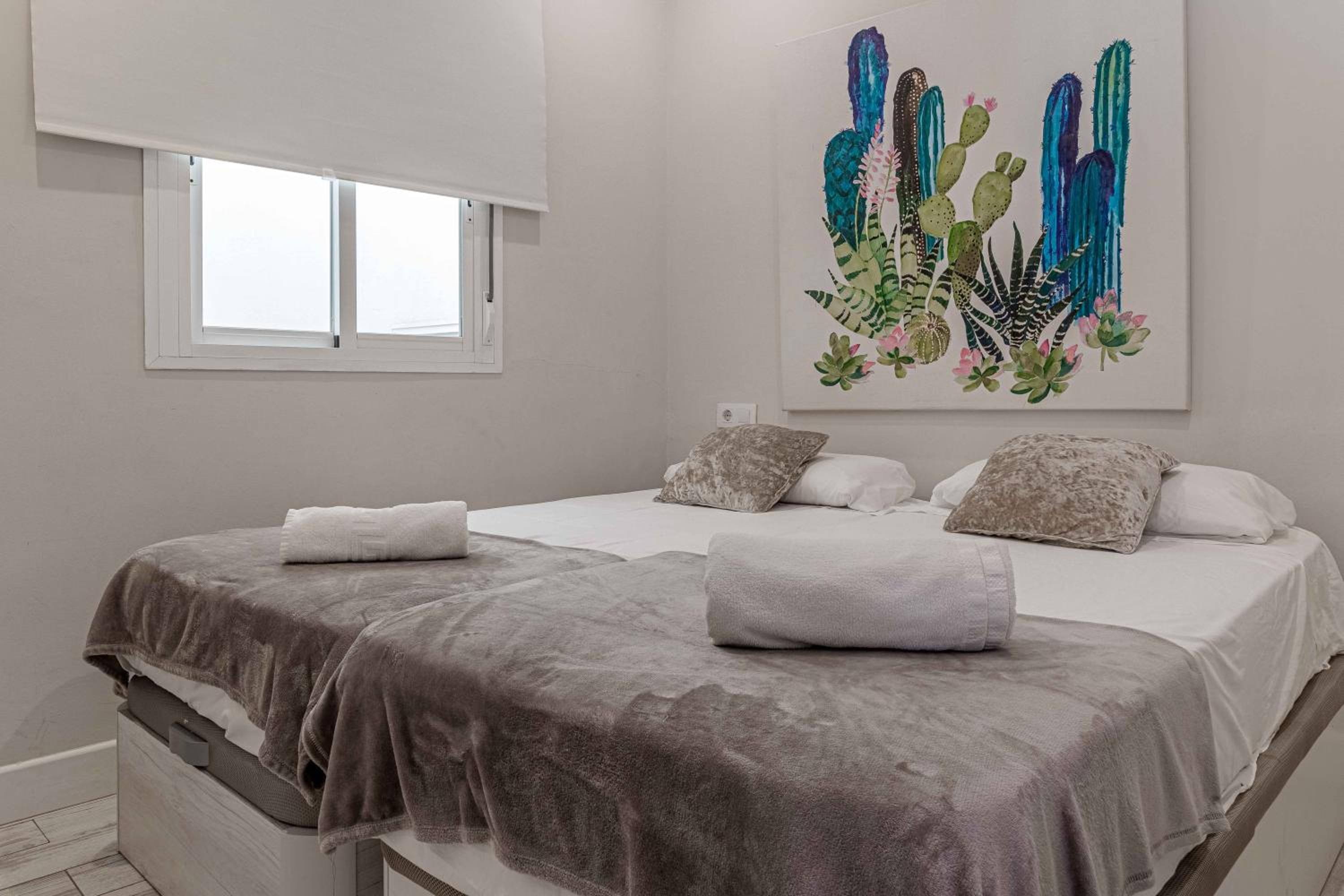 Two-Bedroom Apartment - Photo 6