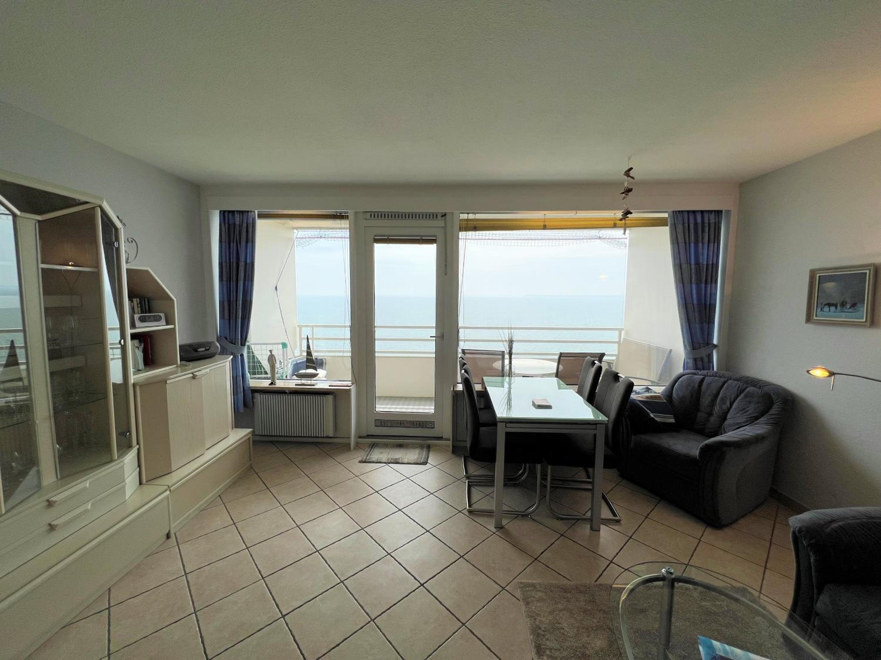 Apartment with Sea View photo 2
