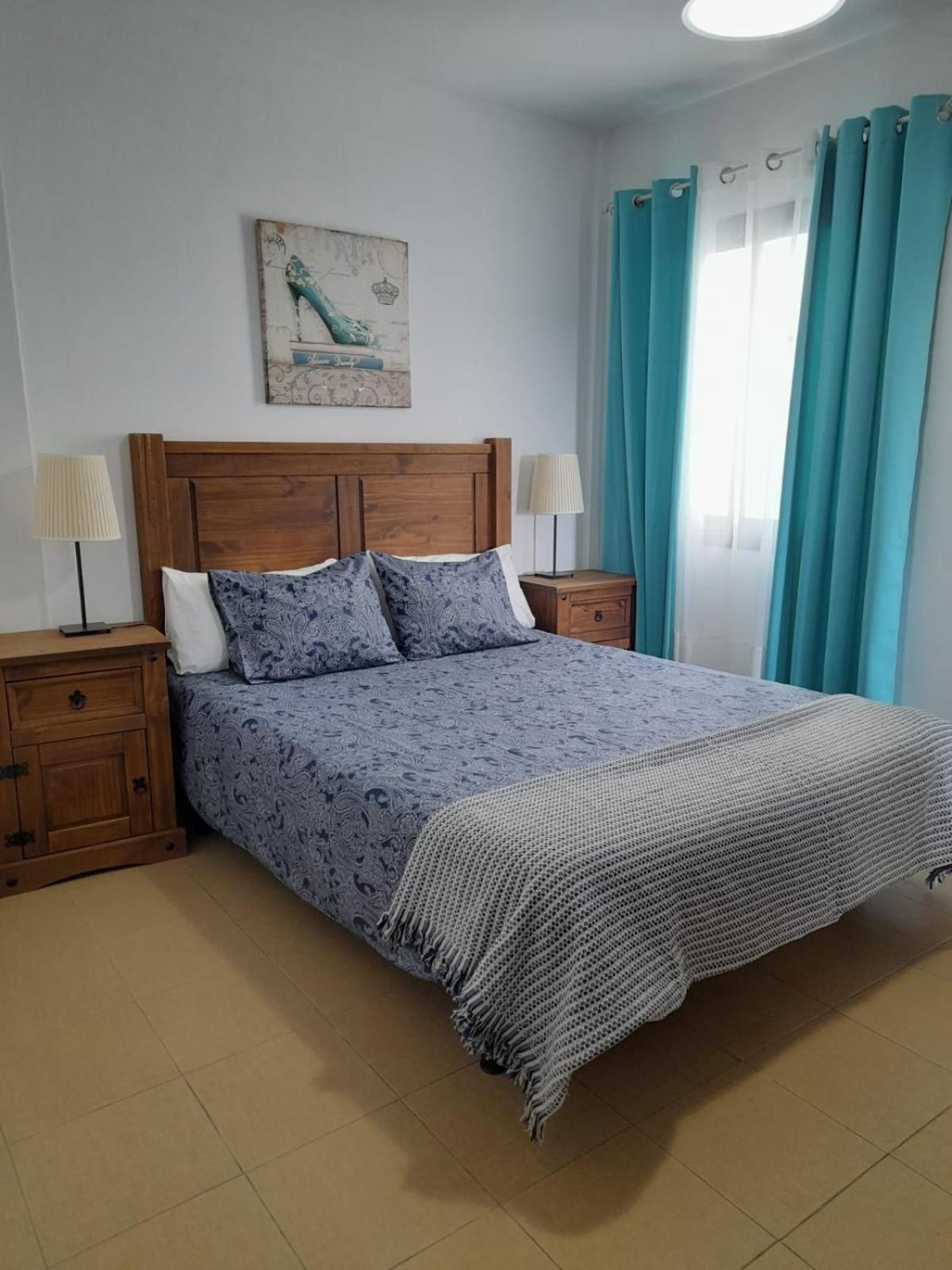 Apartamento con Balcón