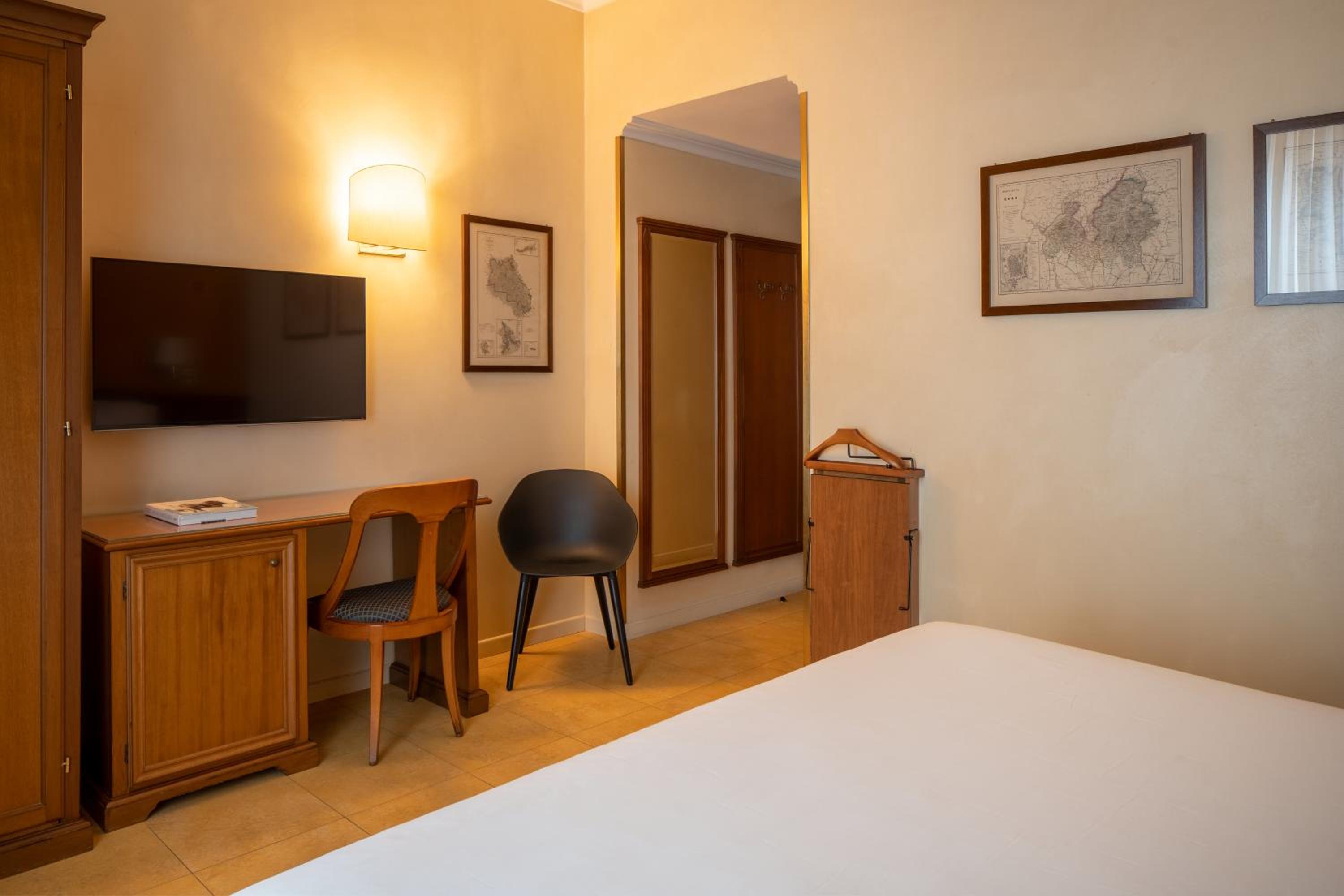 Classic Double Room - Photo 4
