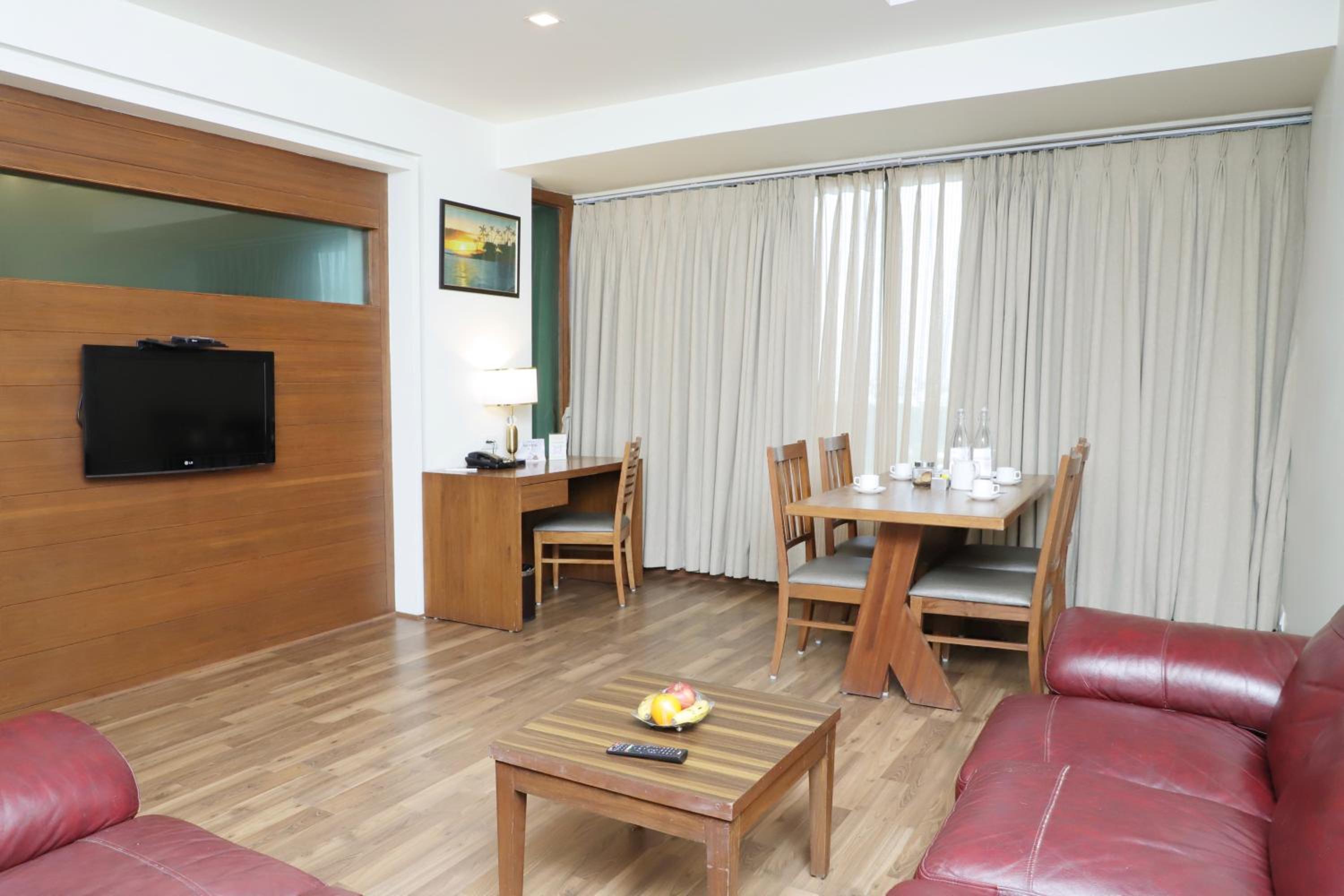 Deluxe Suite photo