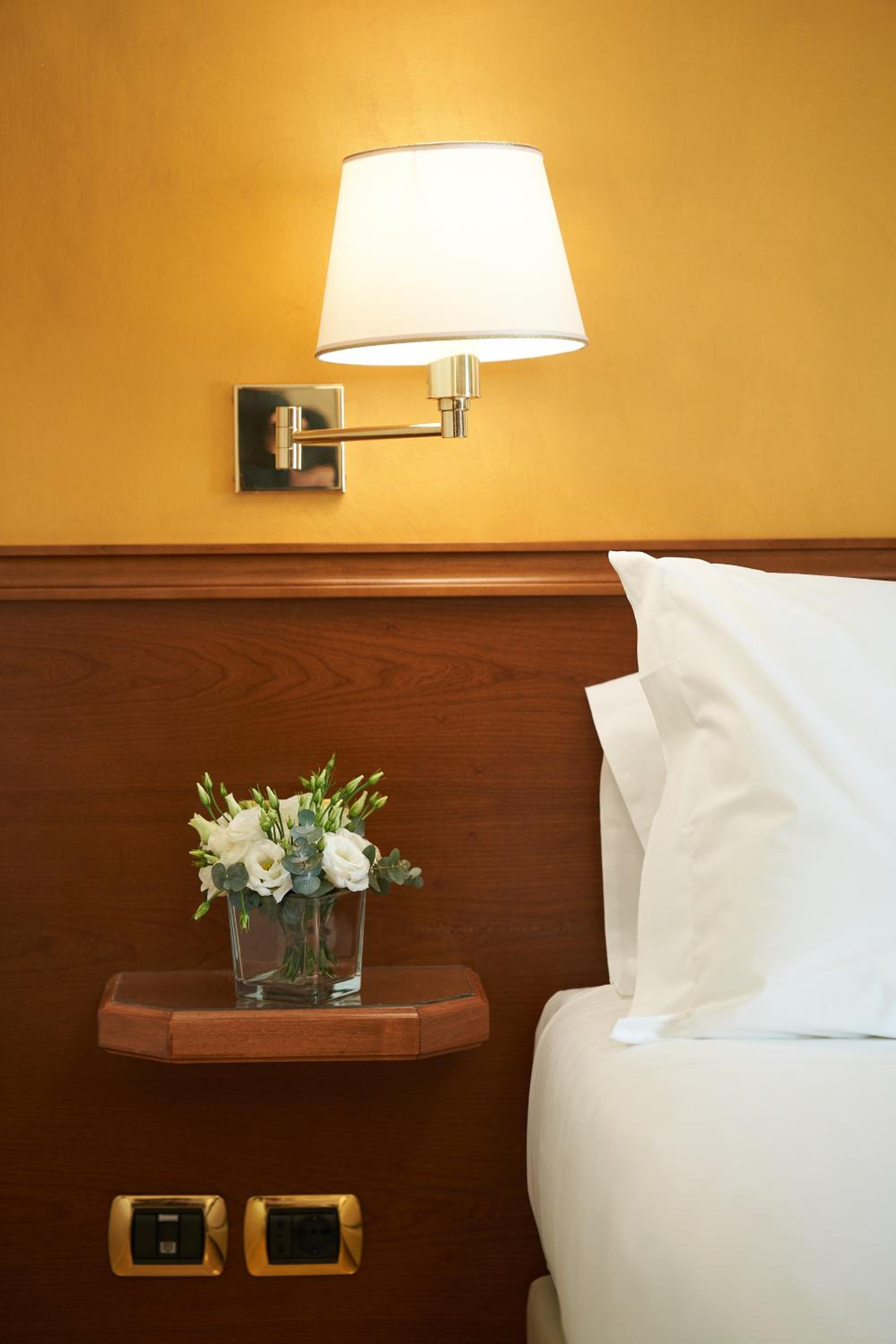Classic Double Room - Photo 6