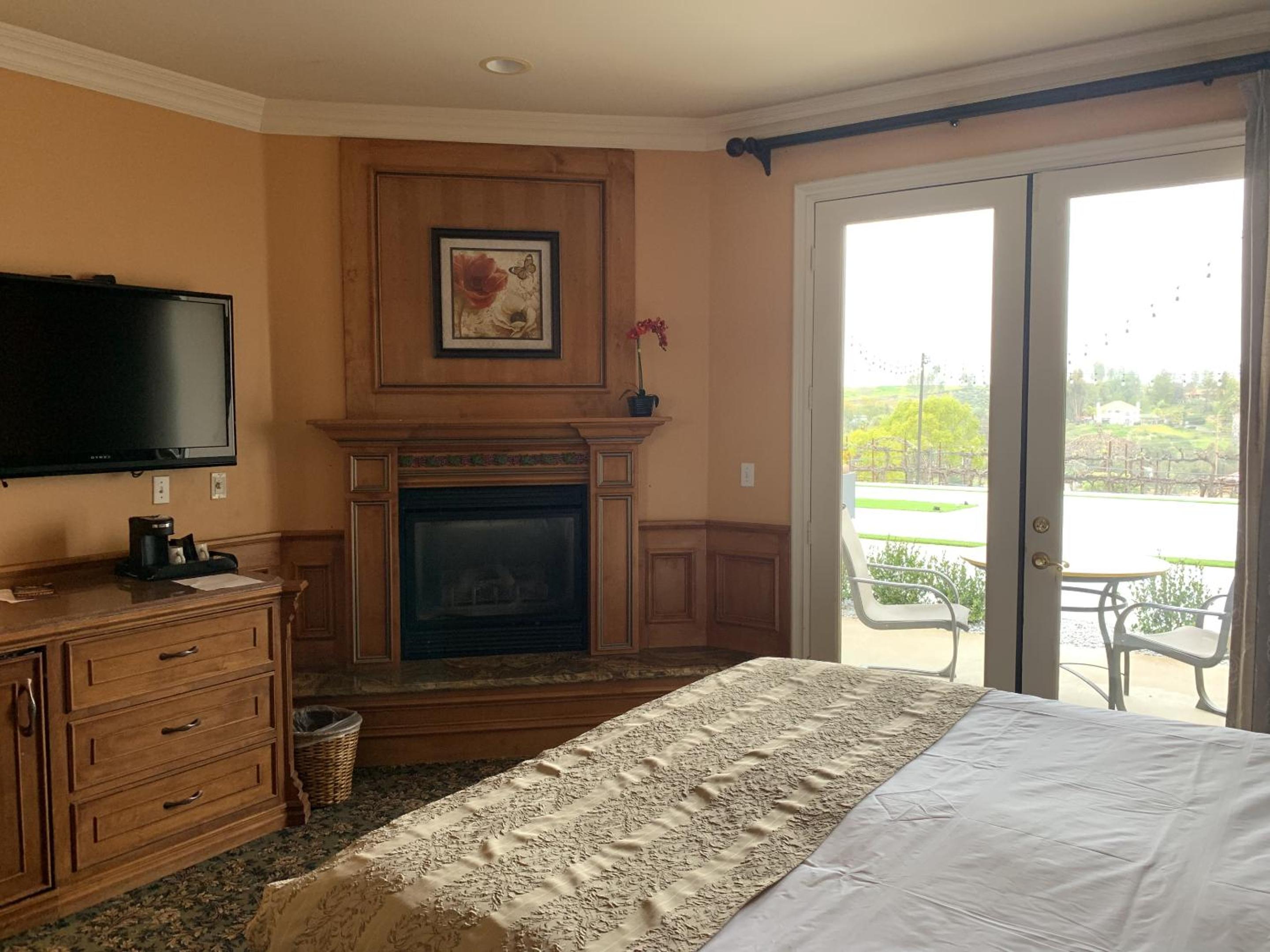 Standard King Room