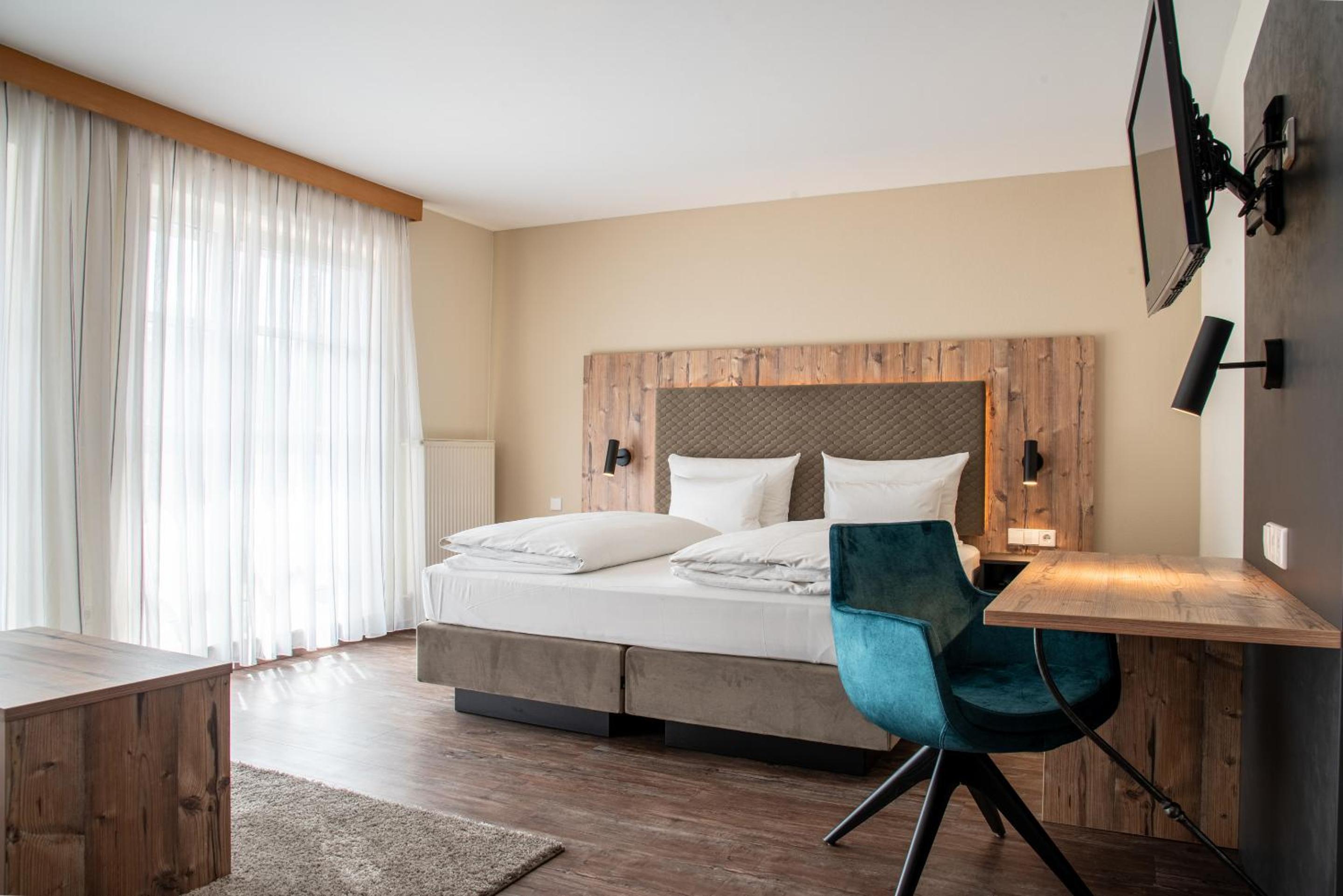 Deluxe Double Room - Photo 1