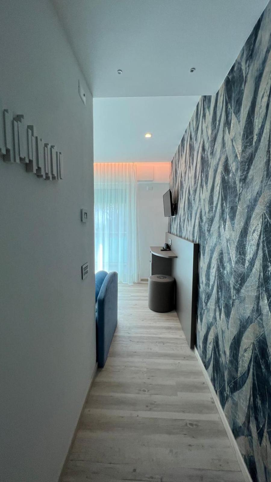 Family Suite - Photo 11