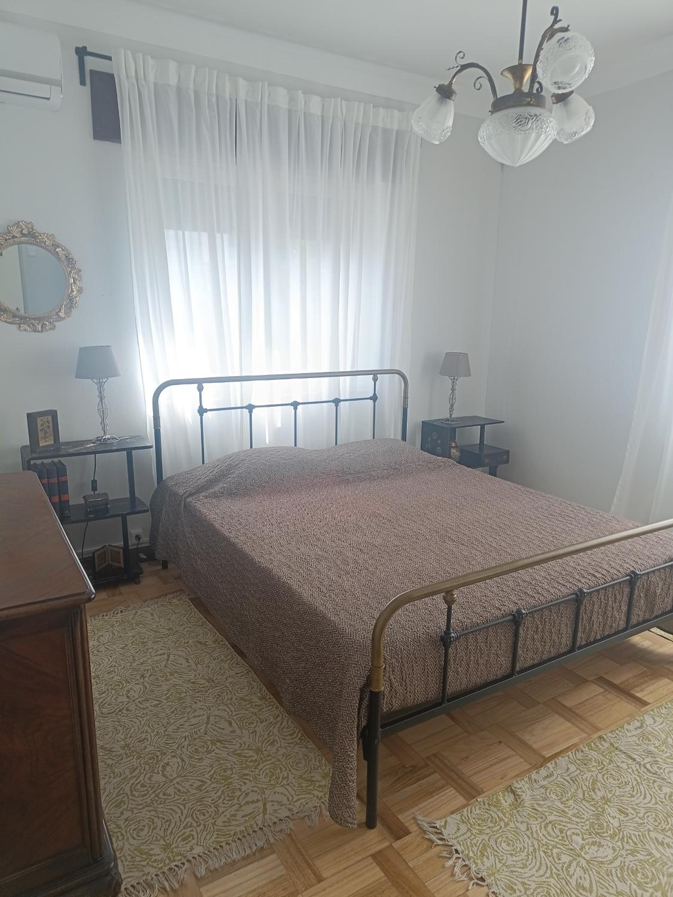 Three-Bedroom House - Photo 6
