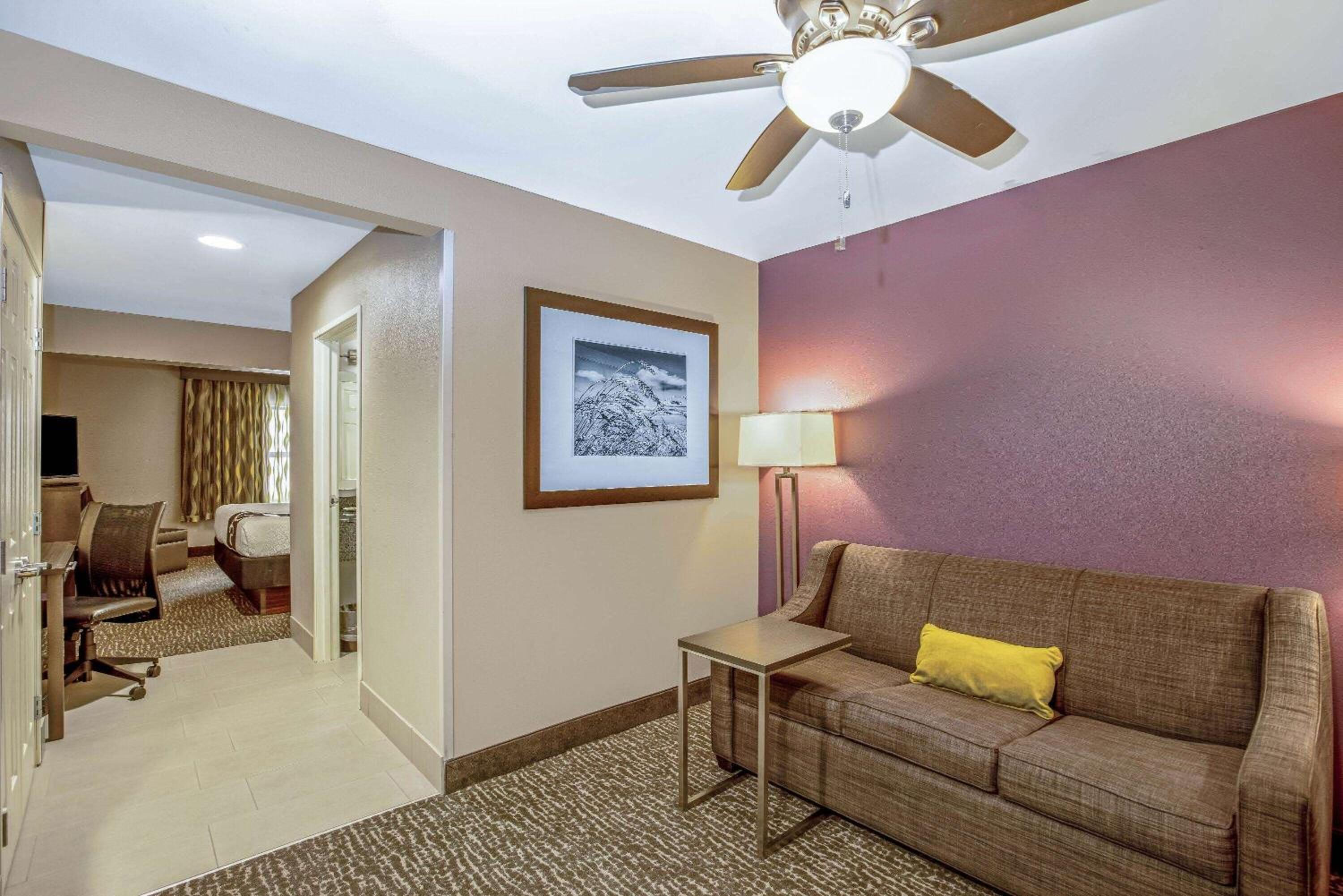 Presidential Suite with City View