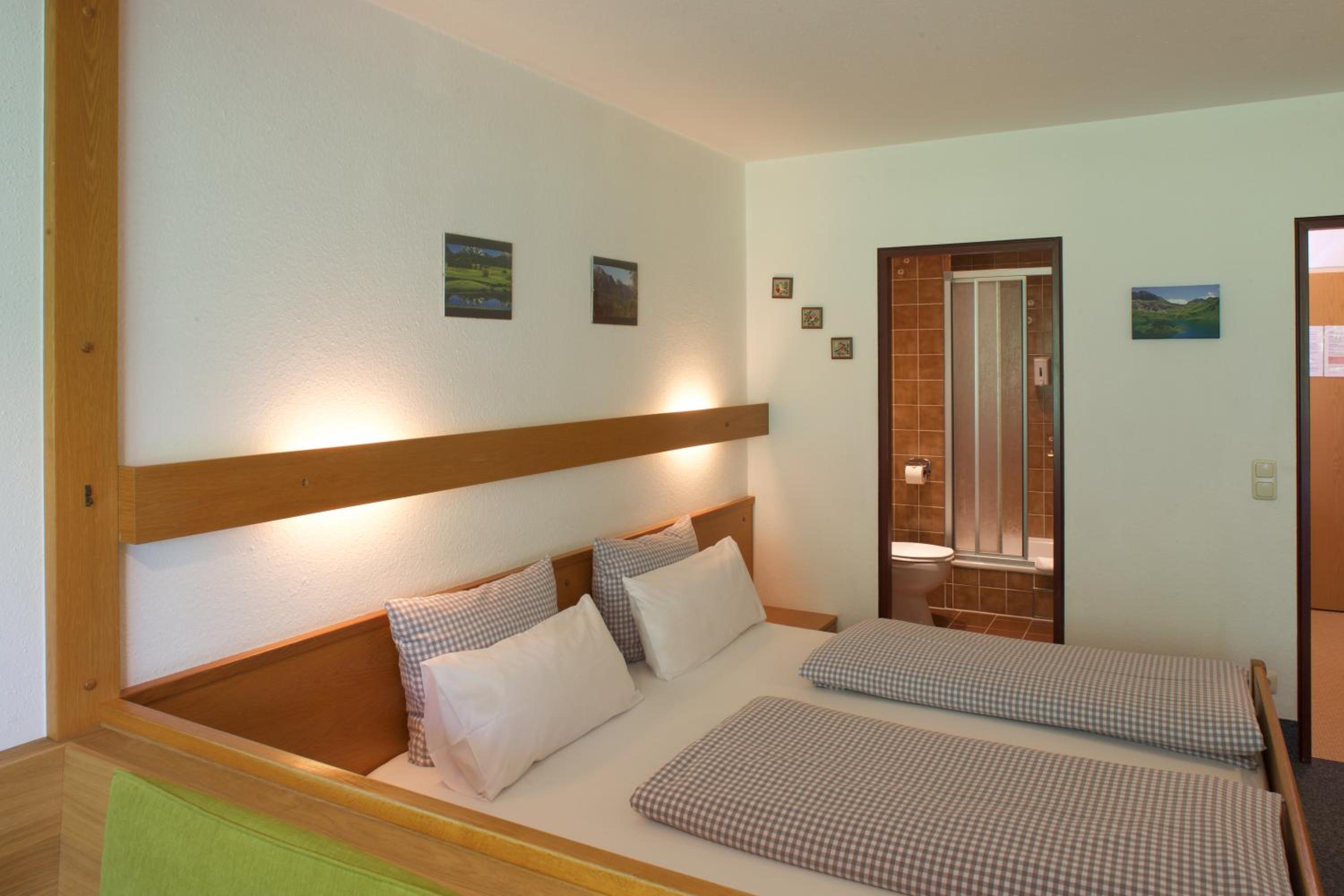 Double Room - Photo 20