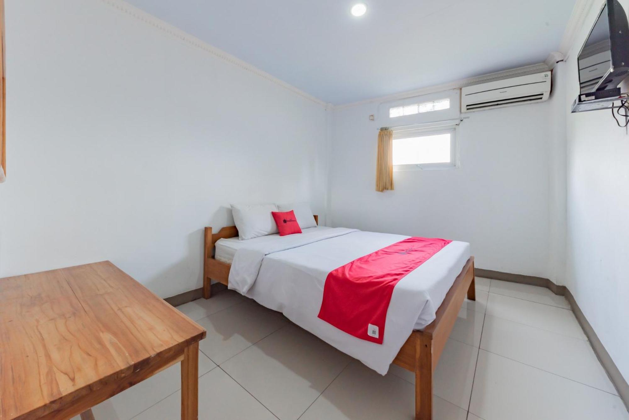 Economy Double Room photo 1