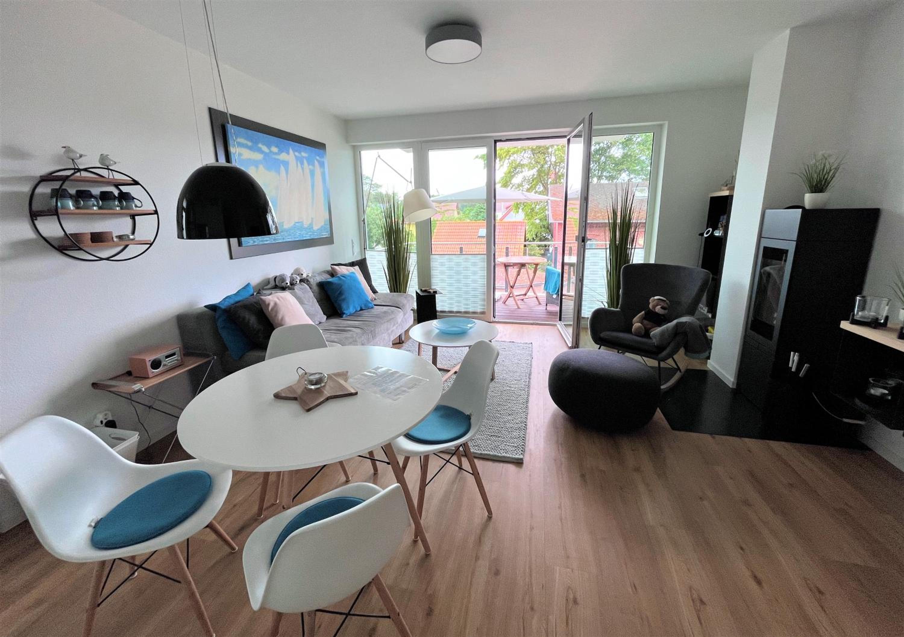 Apartment with Terrace photo 1