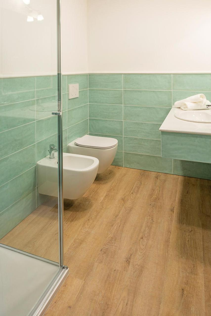 Double or Twin Room - Photo 12